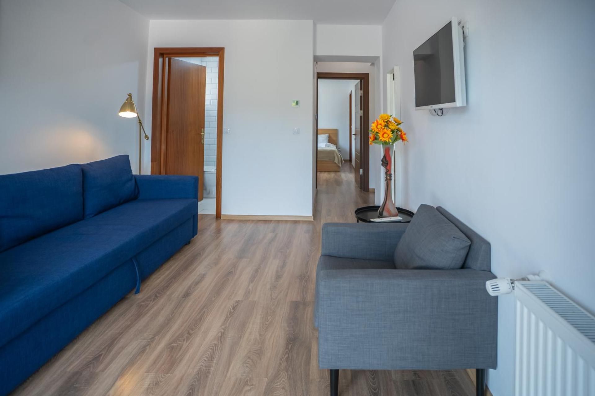 Opus View Apartment with Mountain View 9