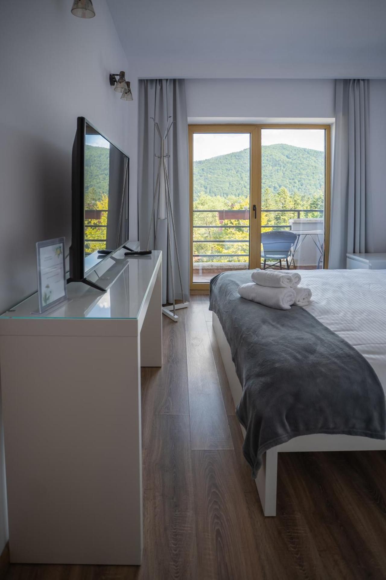 Opus View Family Suite with Balcony