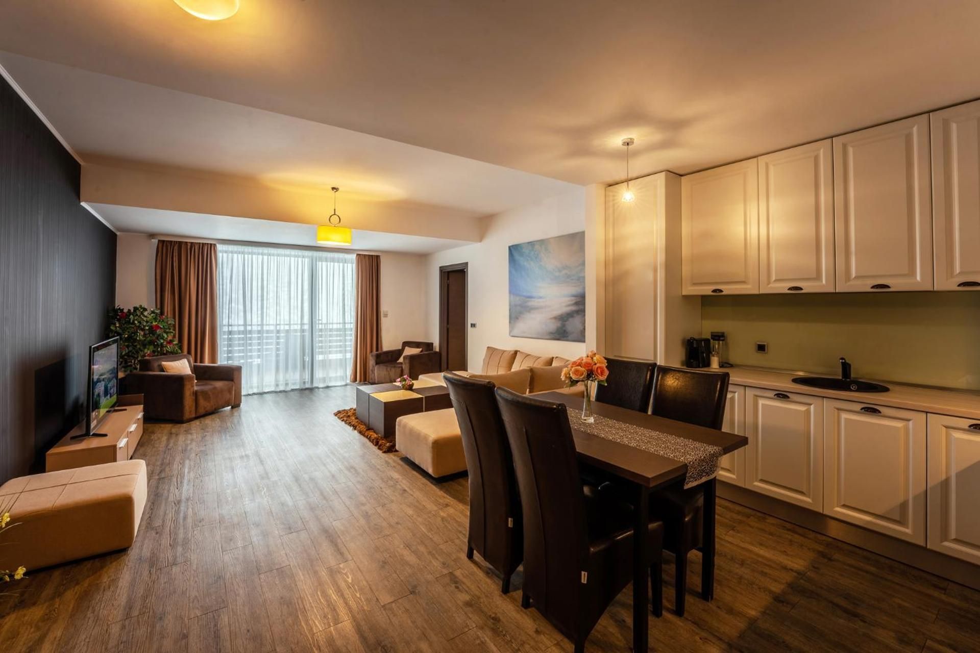 One-Bedroom Deluxe Apartment