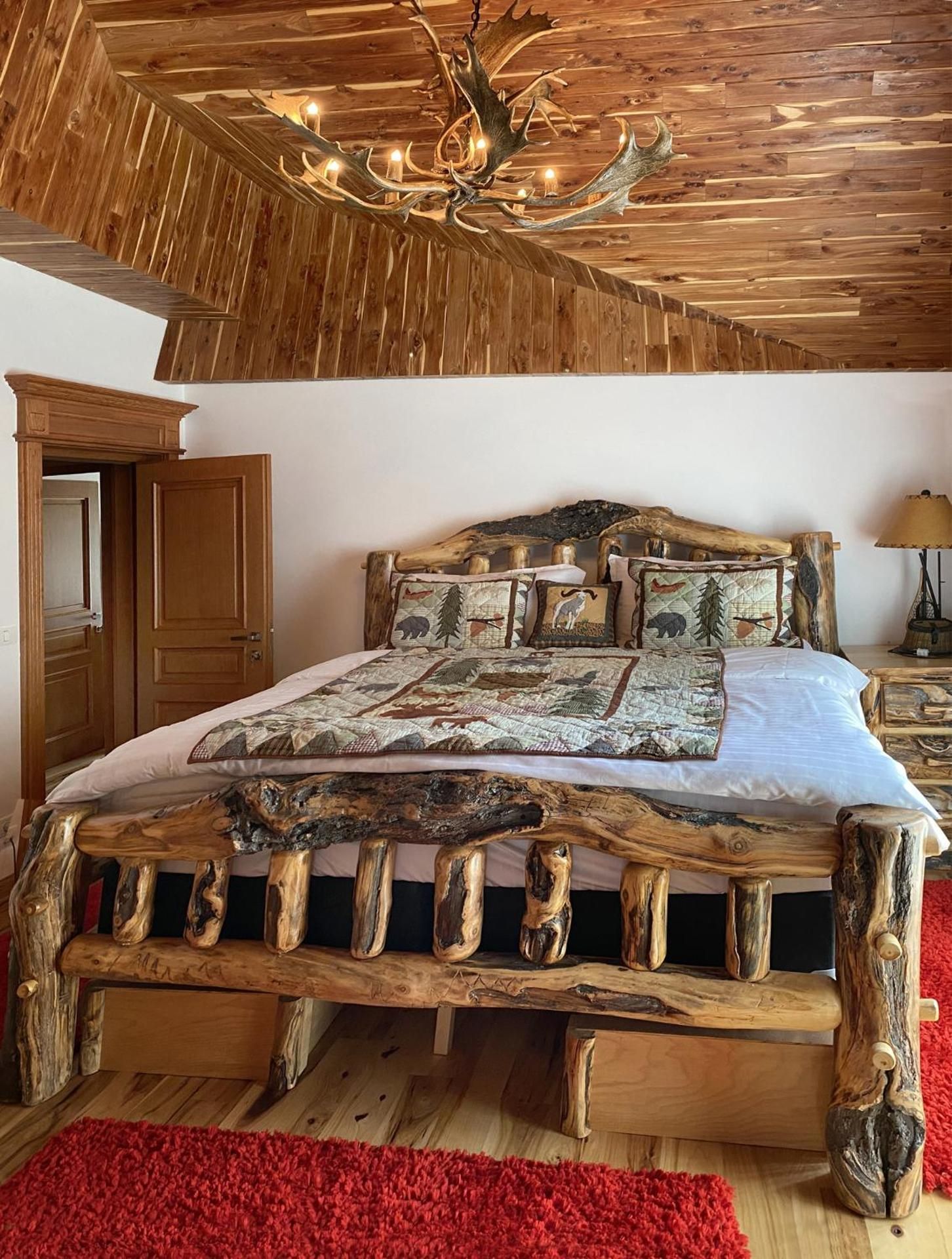 Queen Room with Balcony