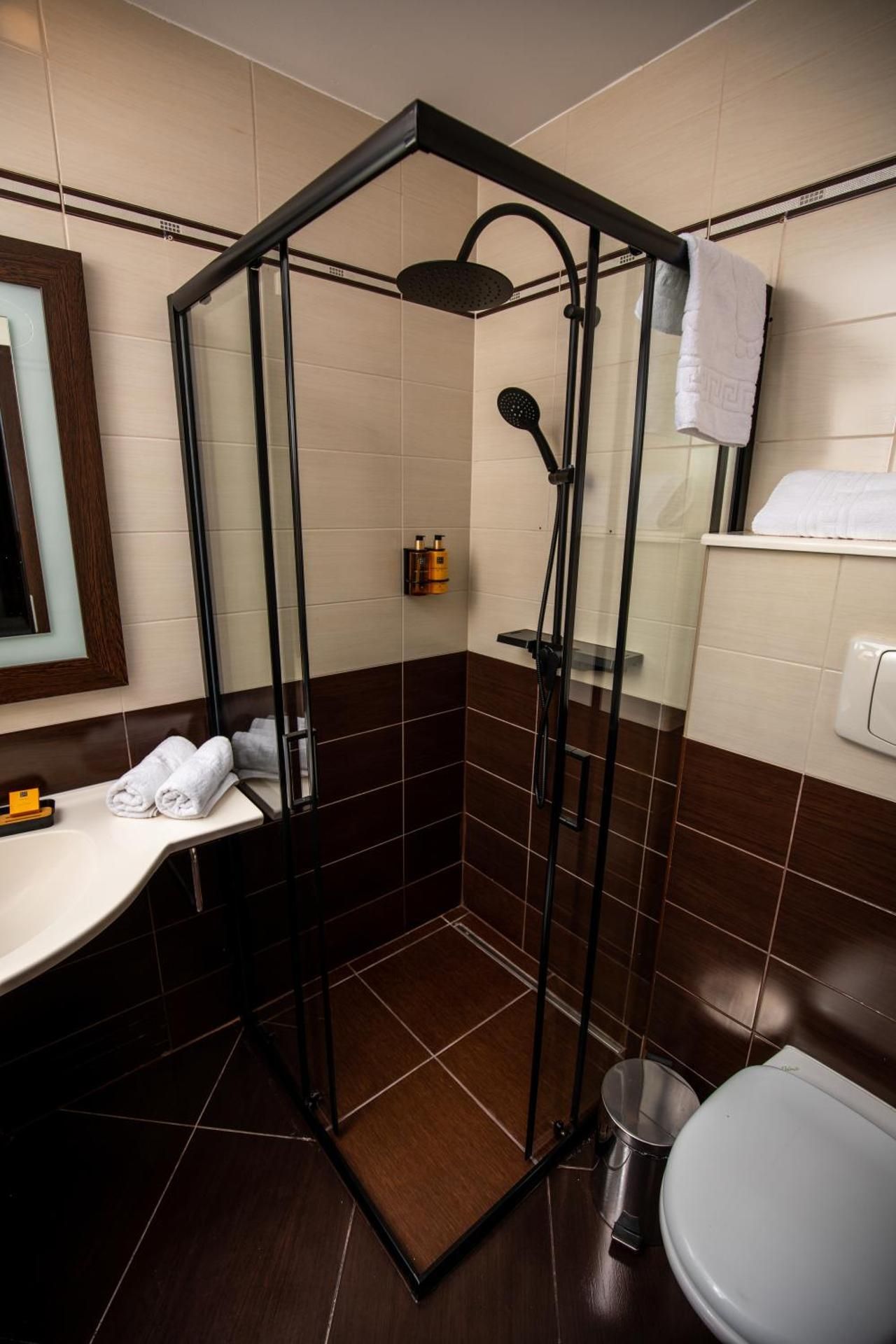 Hotel Smart Double or Twin Room 3