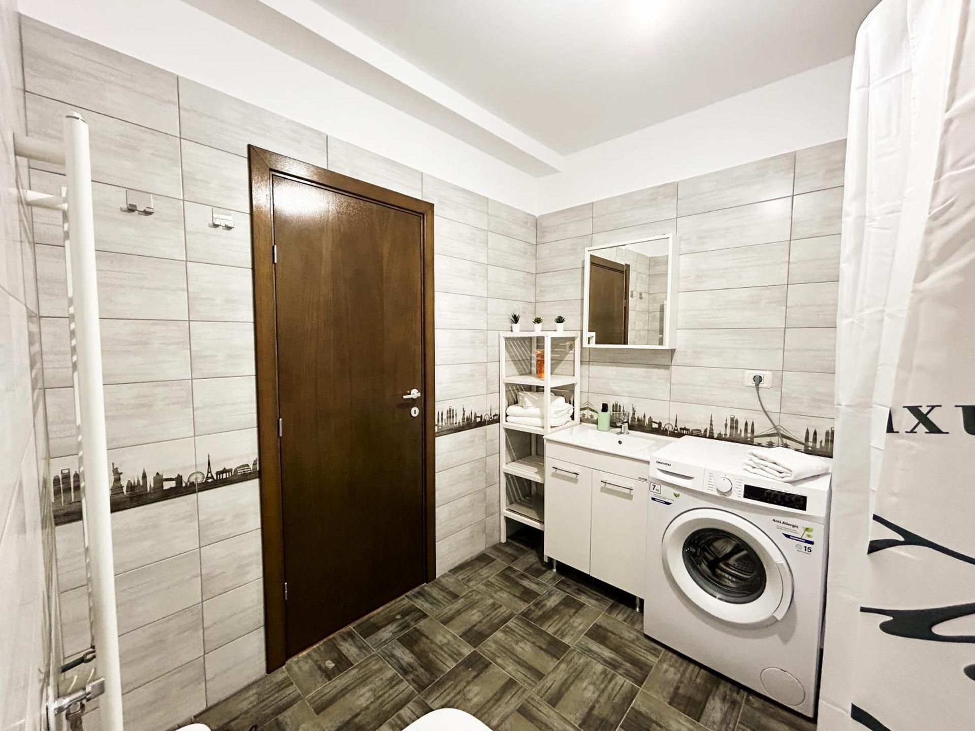 Two-Bedroom Apartment with City View