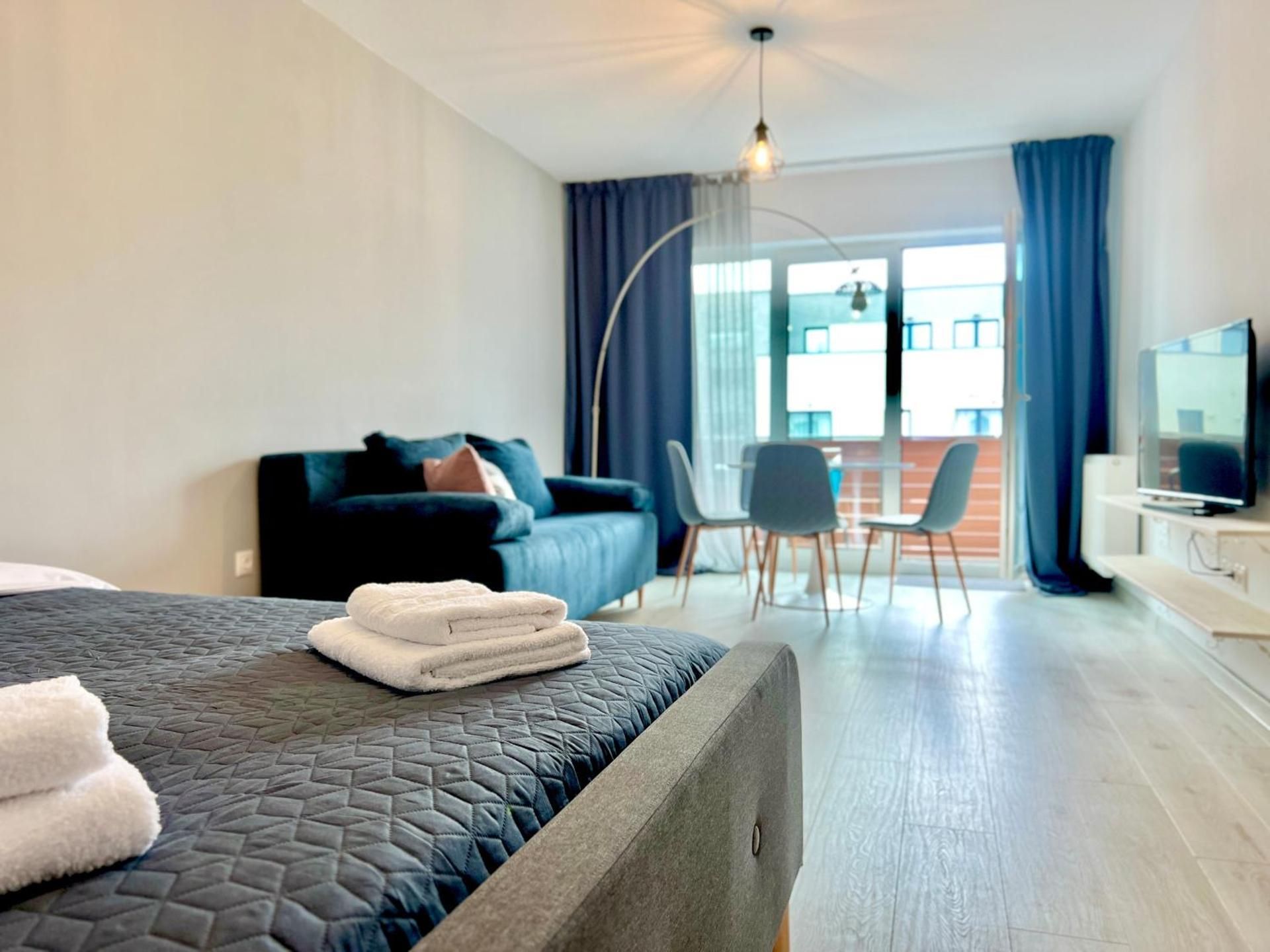 Family Two-Bedroom Apartment with View