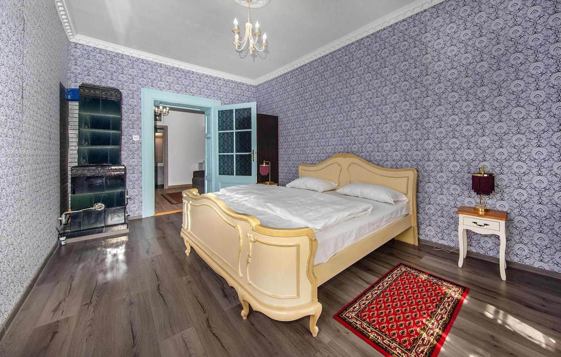 One-Bedroom Suite