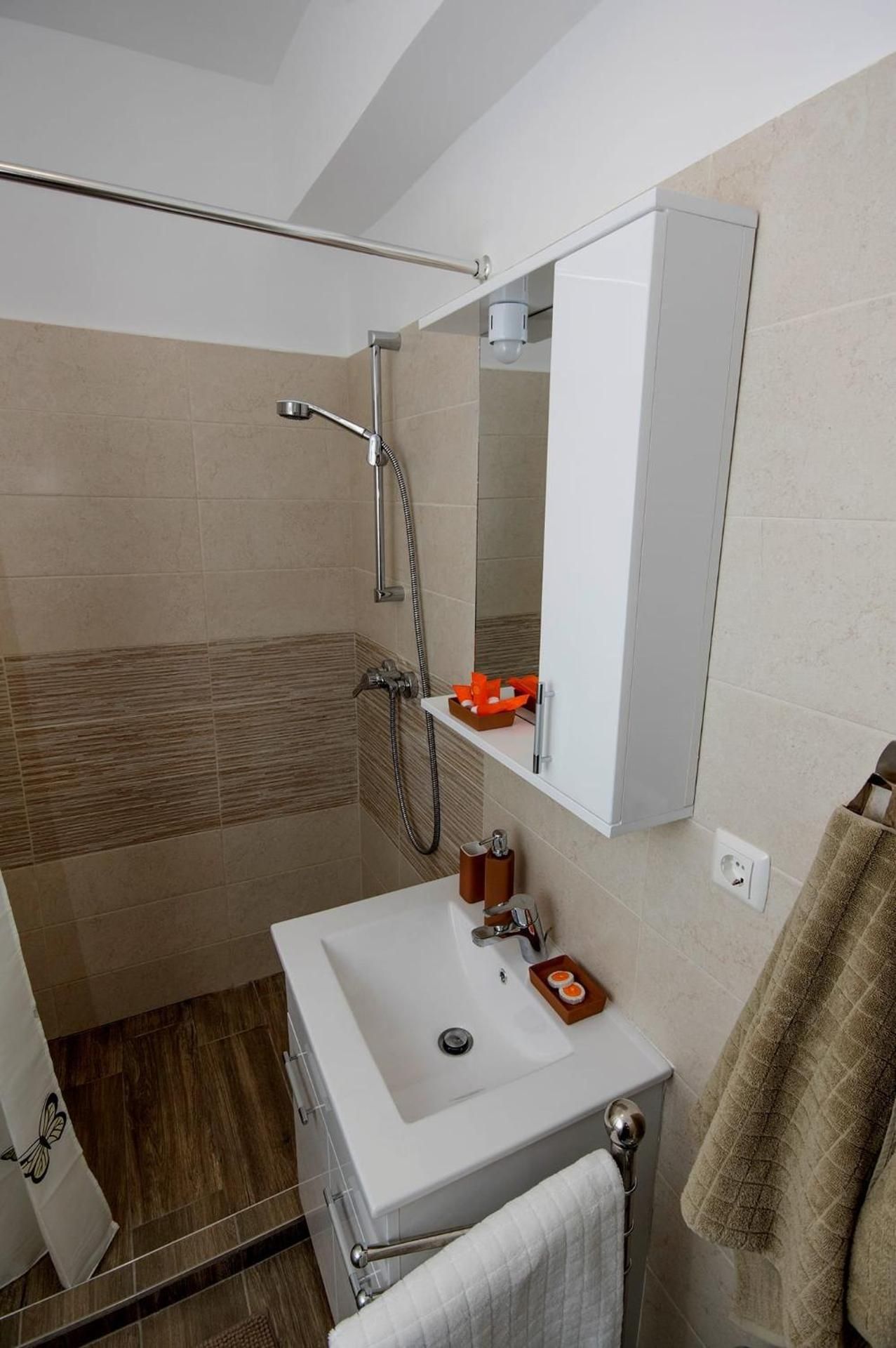 Two-Bedroom Deluxe Apartment