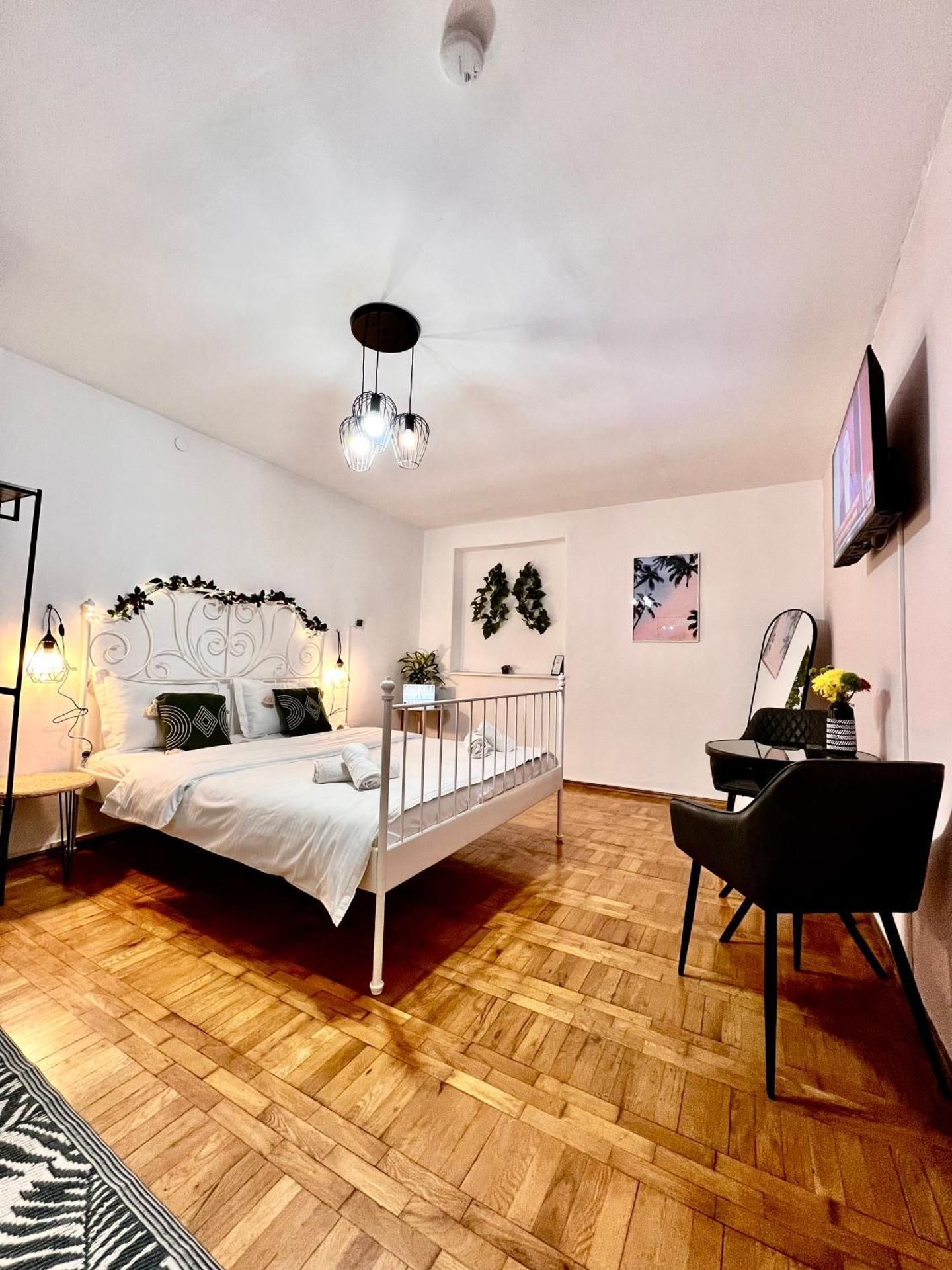 Comfort Triple Room with Shower