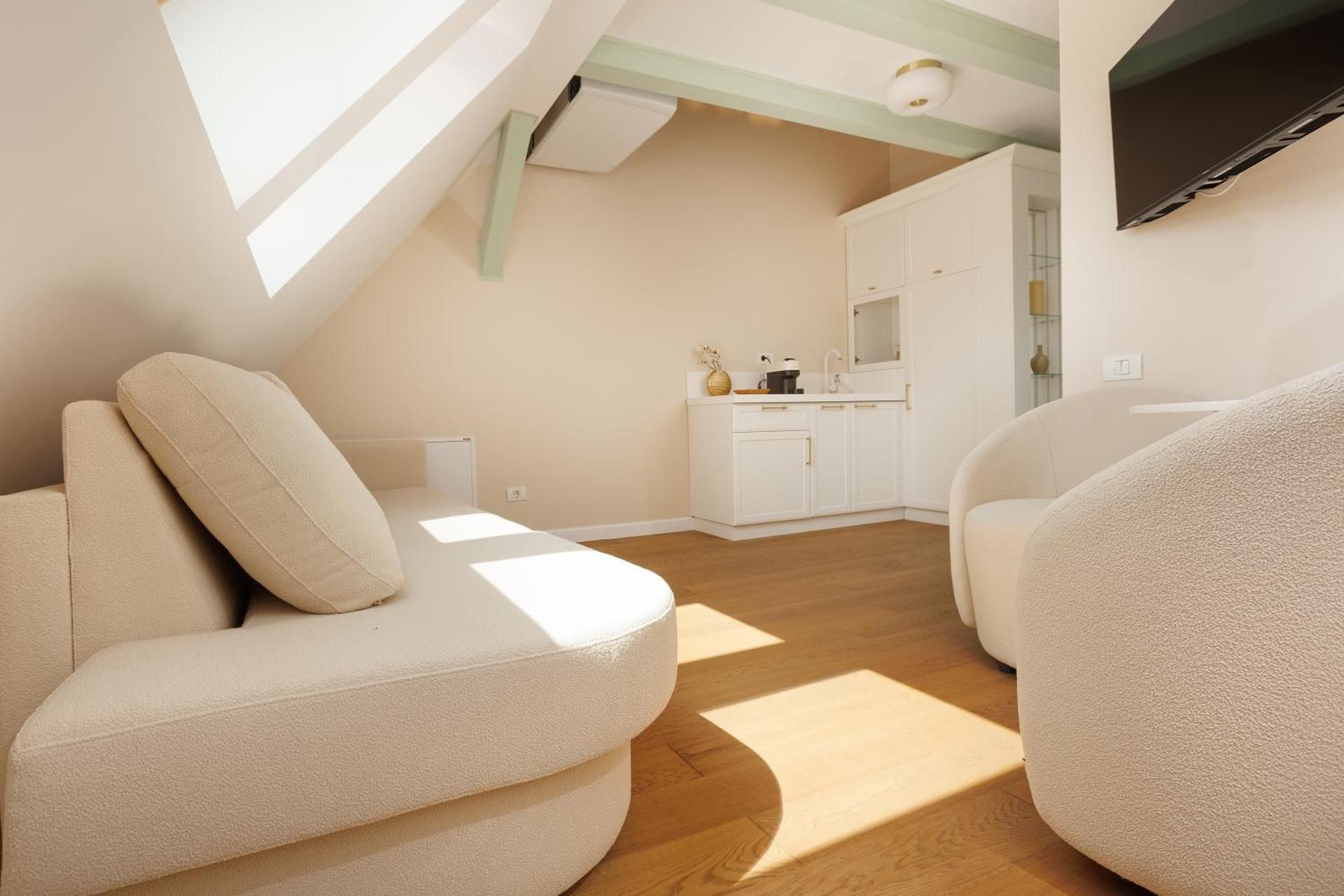 Triple Room with View