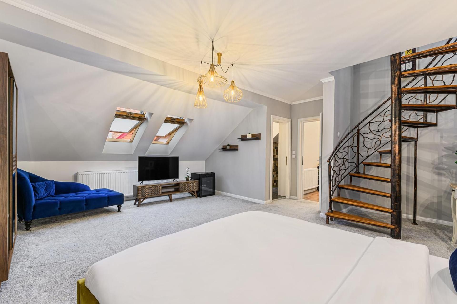 Deluxe Villa