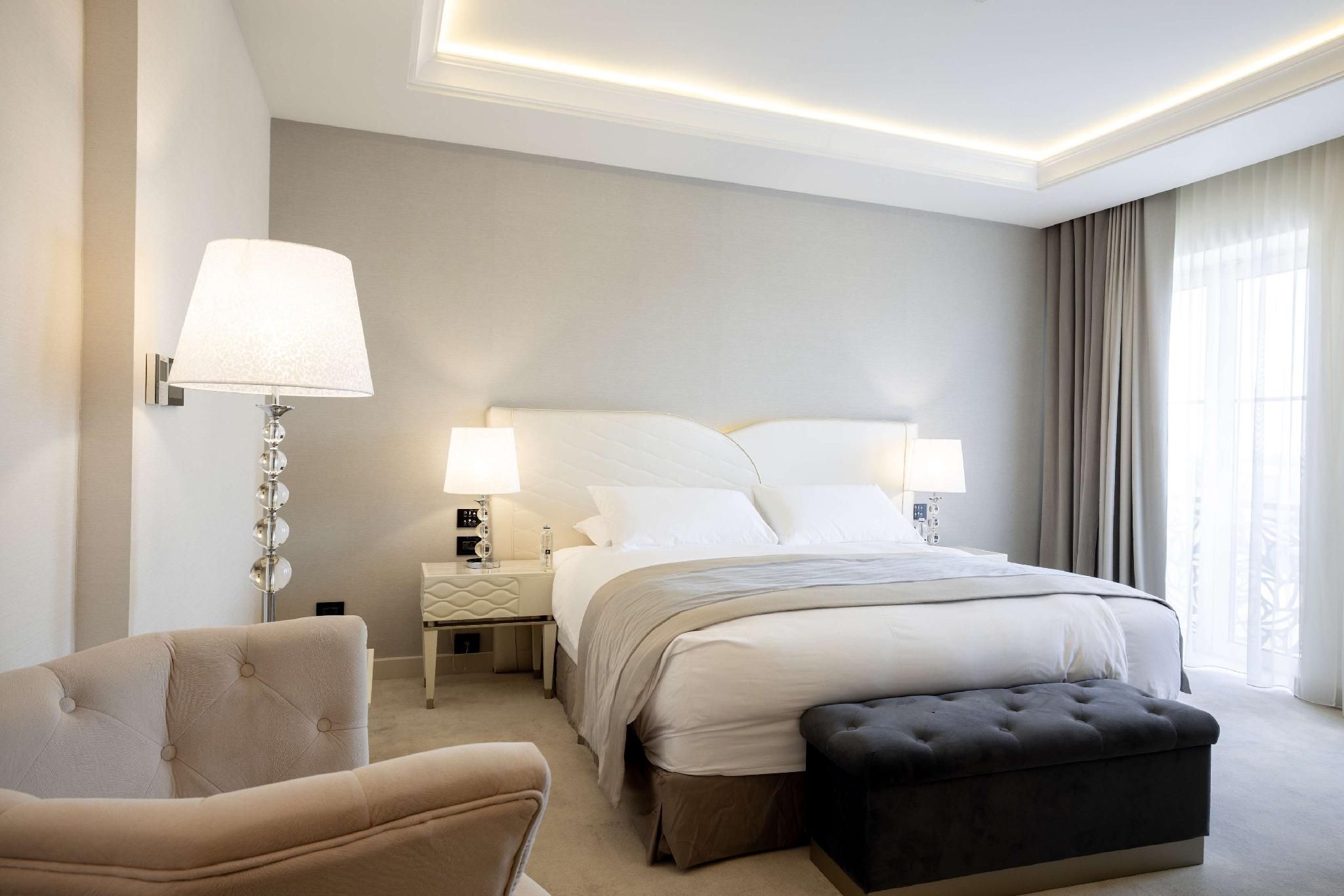 King Deluxe Room