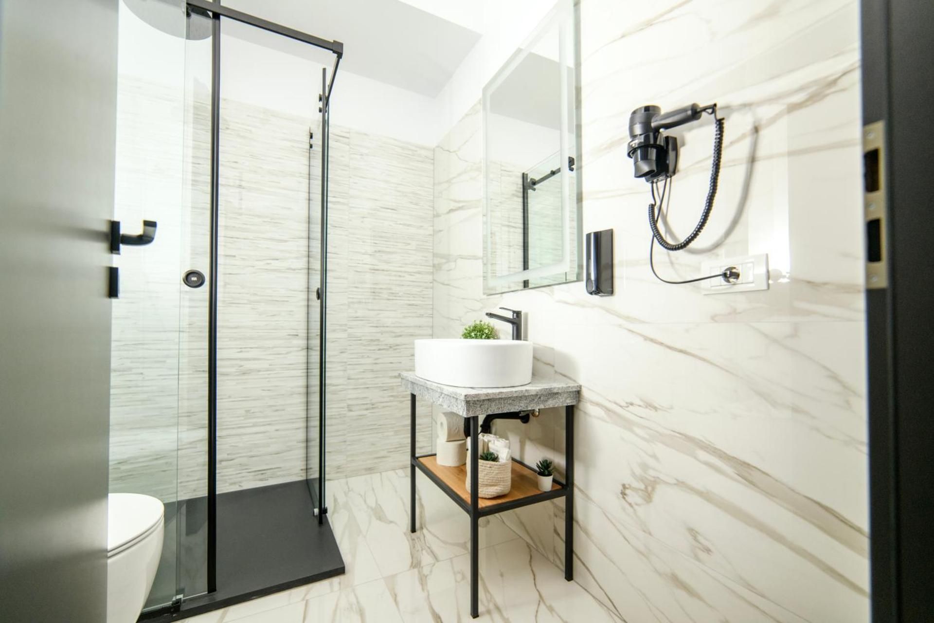 Gbu Home Timisoara Deluxe Double Room 37