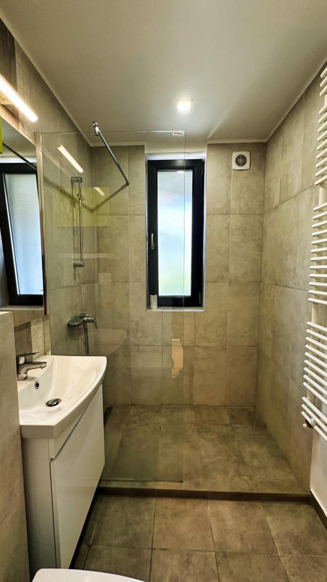 One-Bedroom Apartment with Balcony
