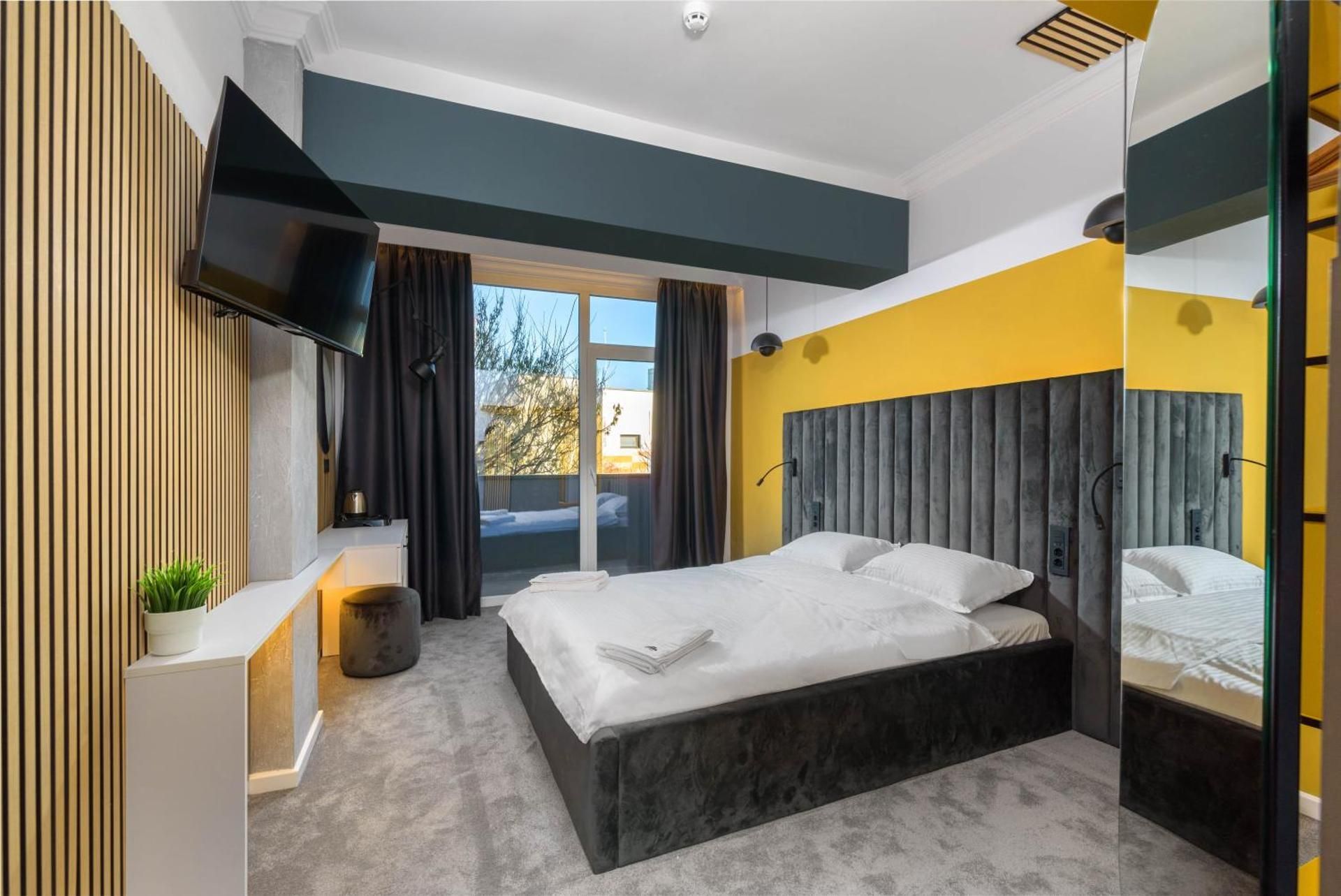 Deluxe Double Room with Balcony