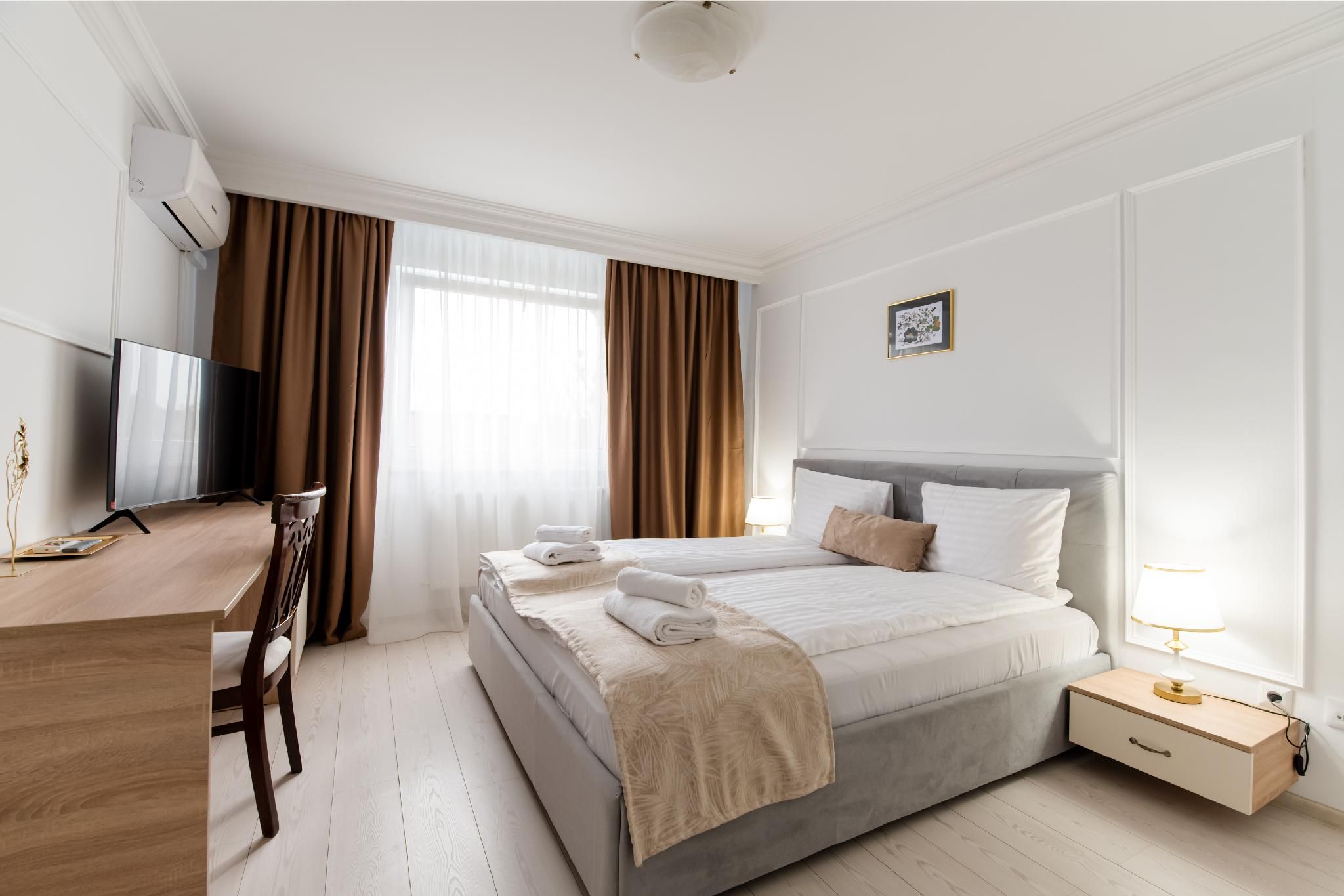 Hotel Royal Plaza By TimHotels Double Room