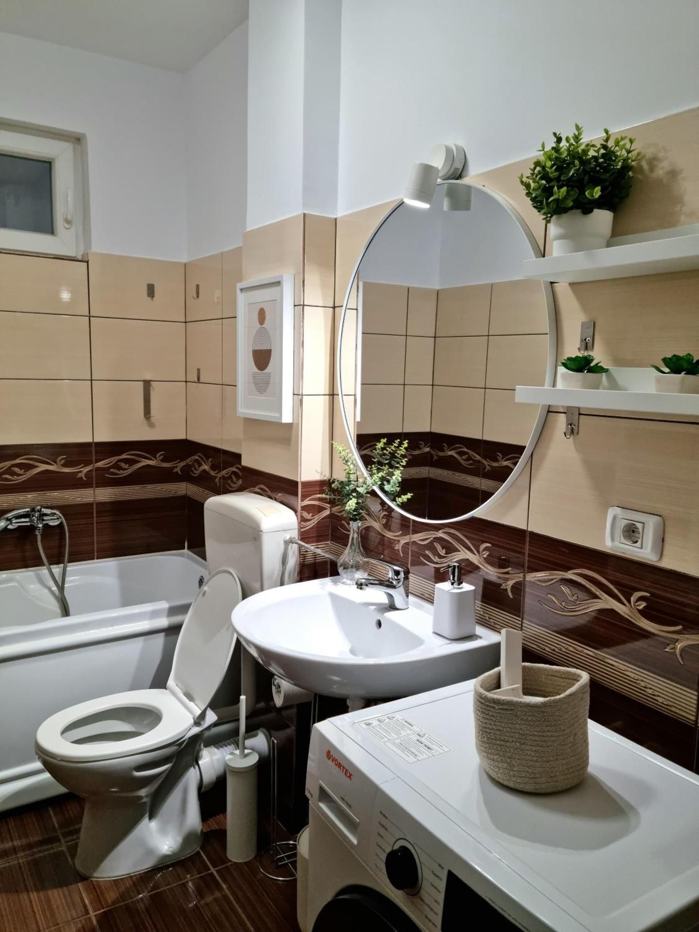Deluxe One-Bedroom Apartment