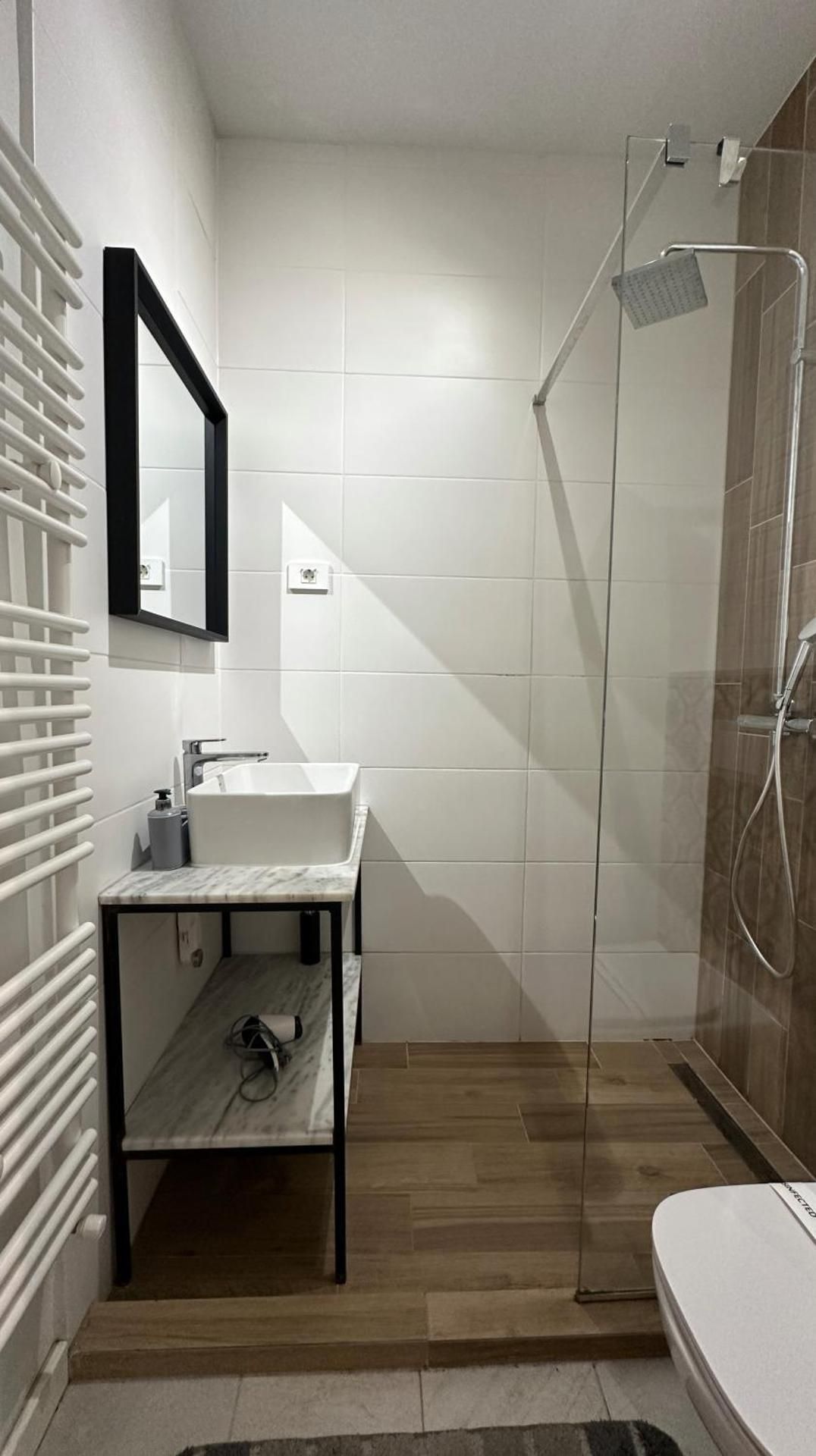 Deluxe Queen Studio
