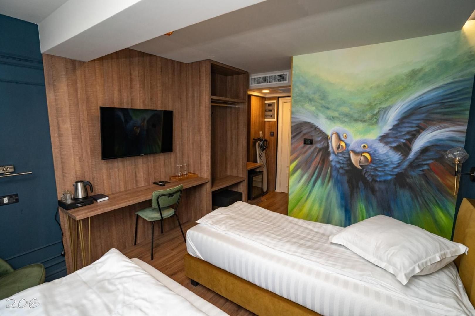 Standard Twin Room