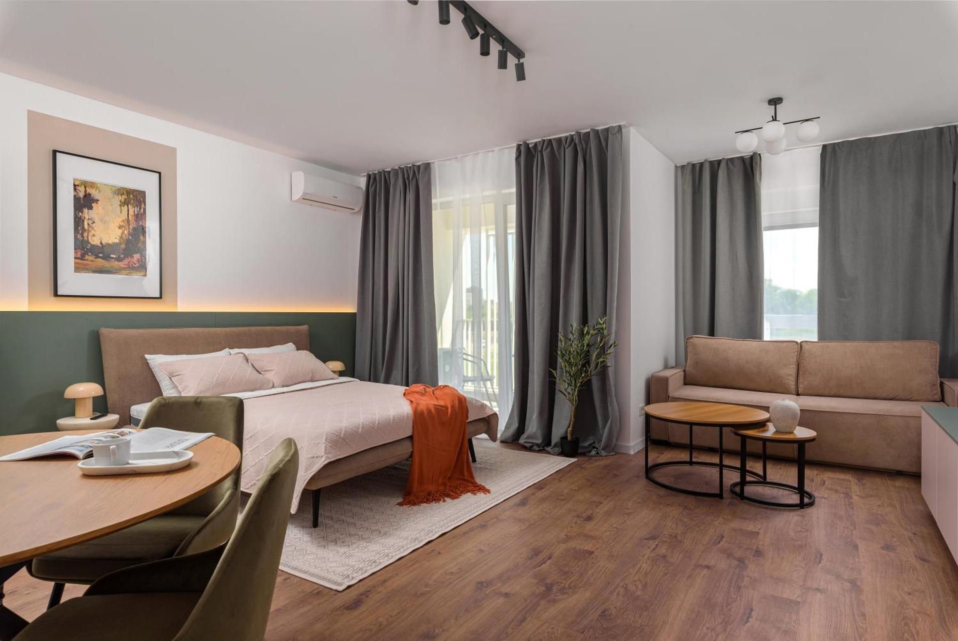 One-Bedroom Apartment