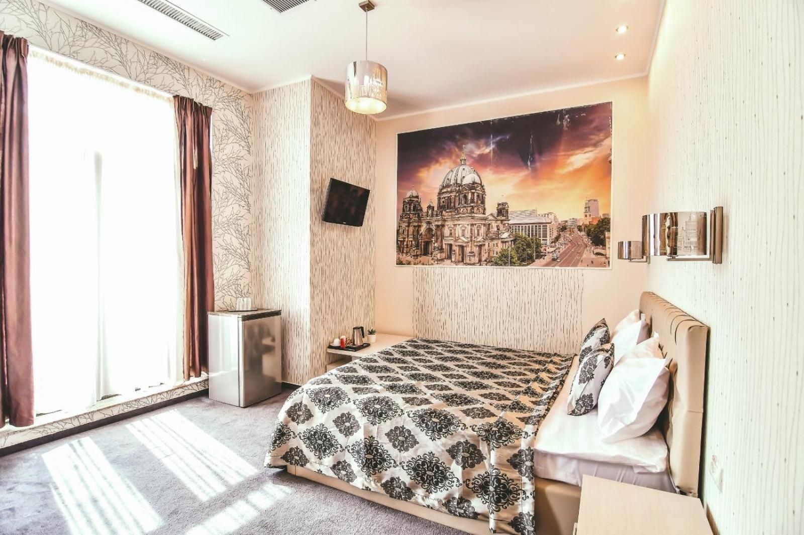 Double or Twin Room with Terrace