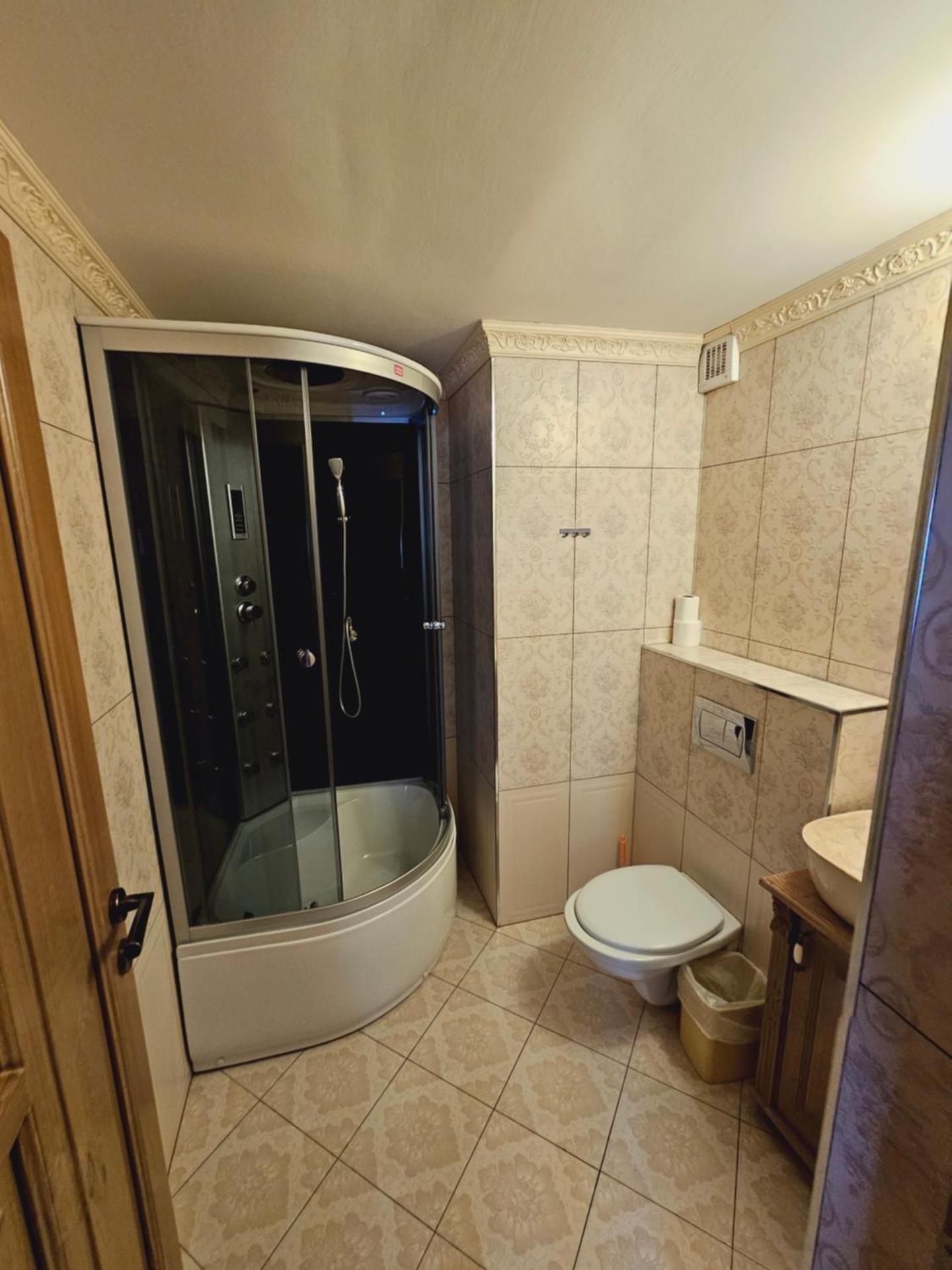 Apartment - Split Level