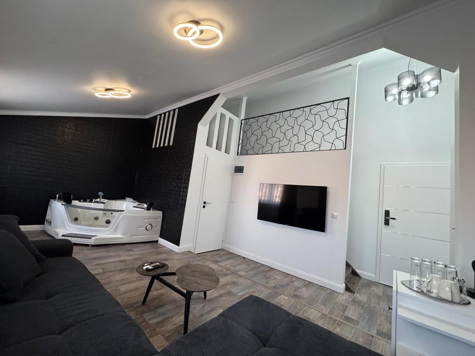 One-Bedroom Apartment with Spa Bath