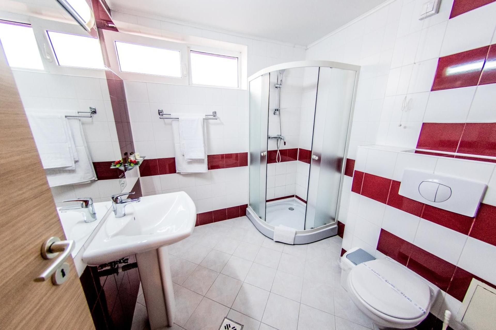 Superior Double Room with Spa - Romantic Decoration