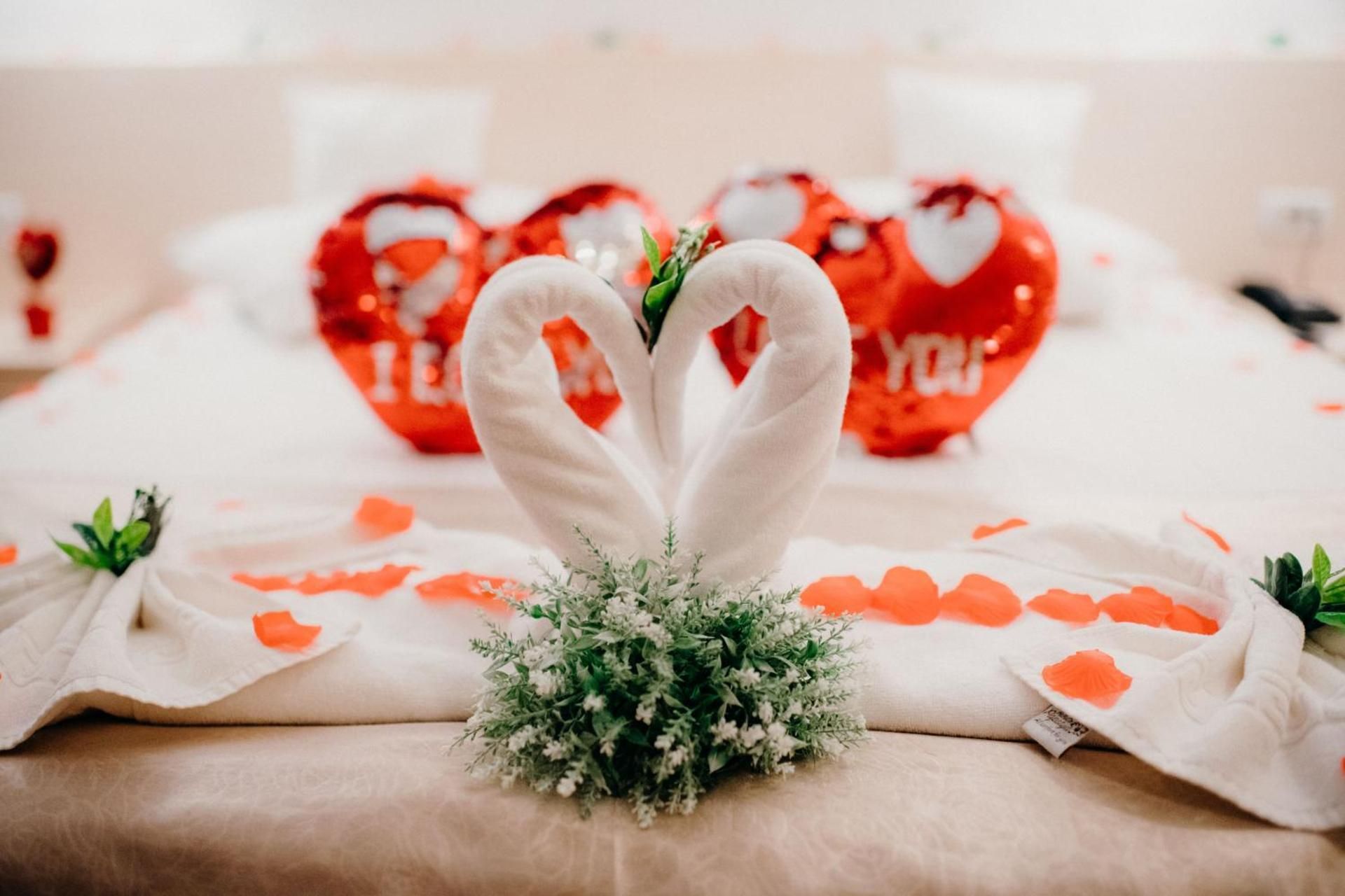 Superior Double Room with Spa - Romantic Decoration