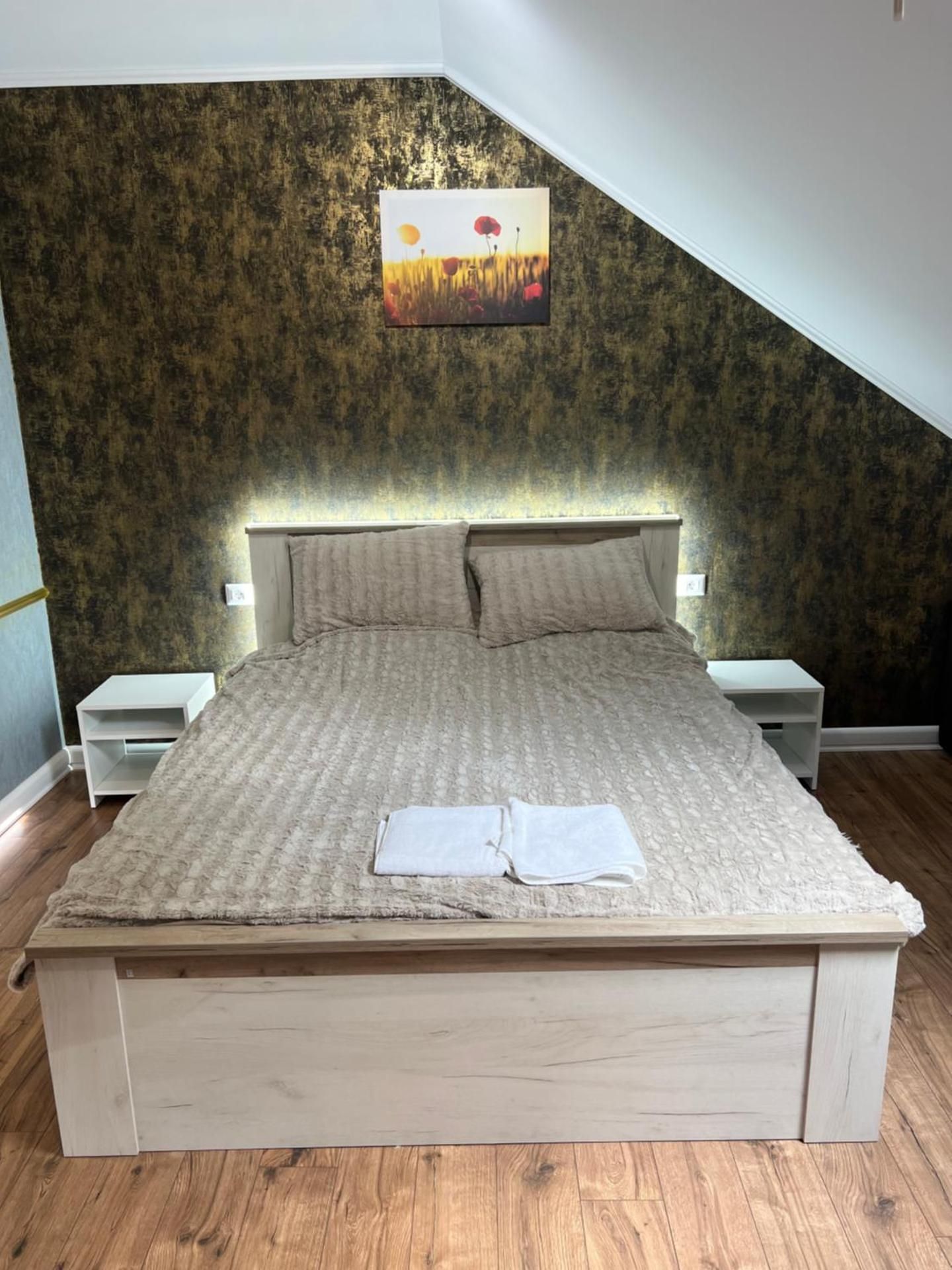 One-Bedroom Deluxe Apartment