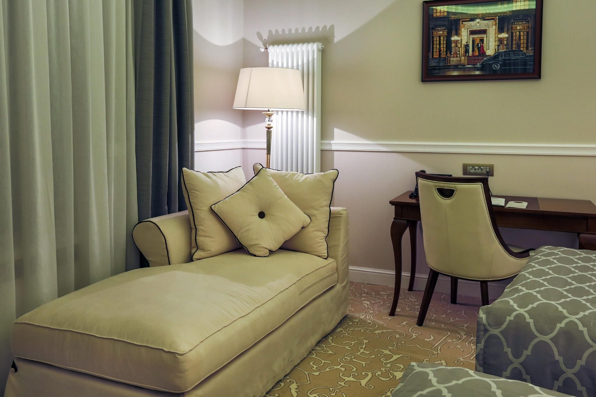 International Iasi Hotel Deluxe City View 2