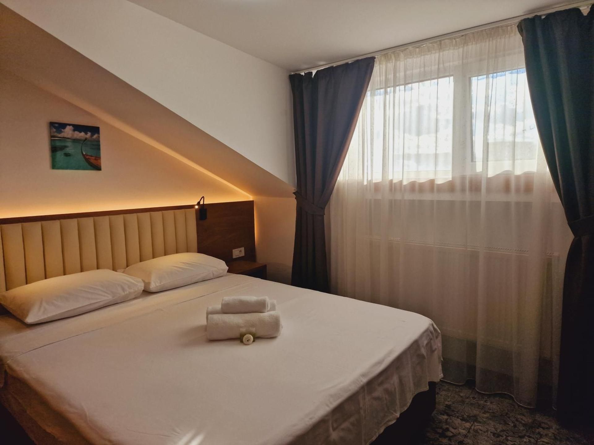 Large Double Room