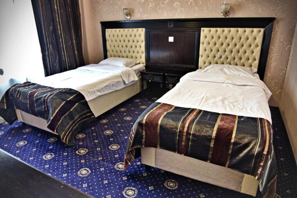 Twin Room with Bathroom