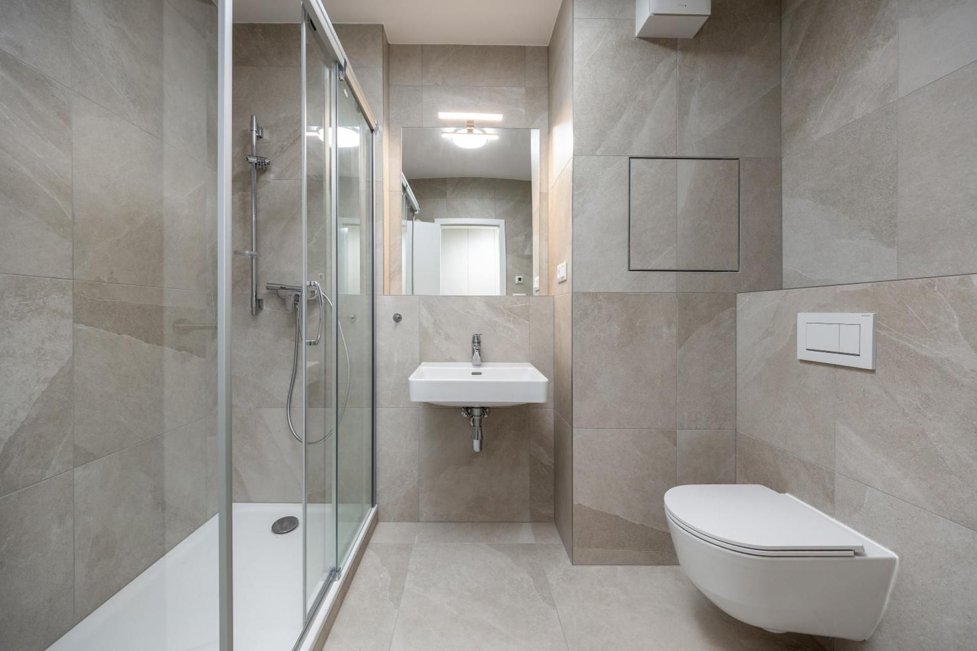 Deluxe One-Bedroom Apartment with City View