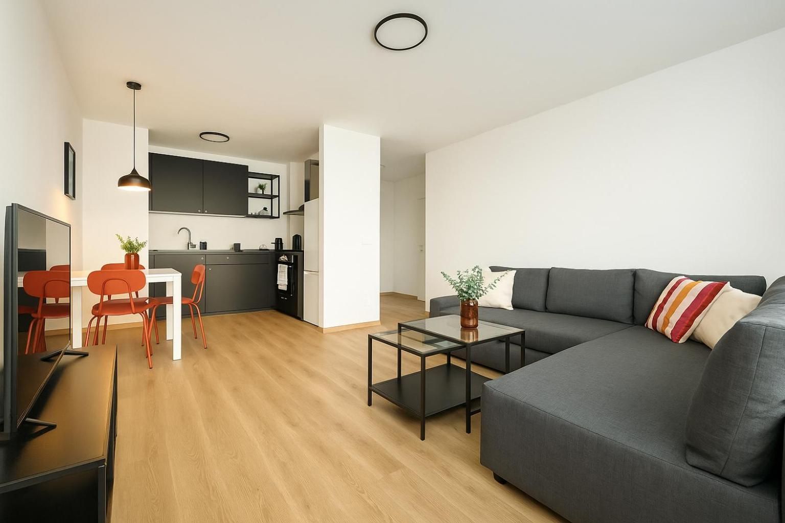 One-Bedroom Apartment with Balcony