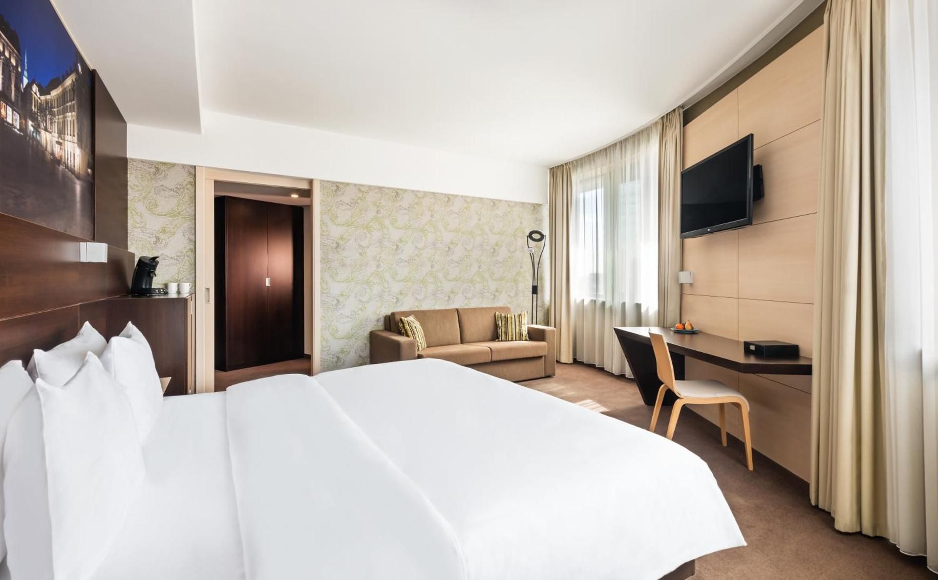 Lindner Hotel Bratislava 1 King Bed City View Deluxe