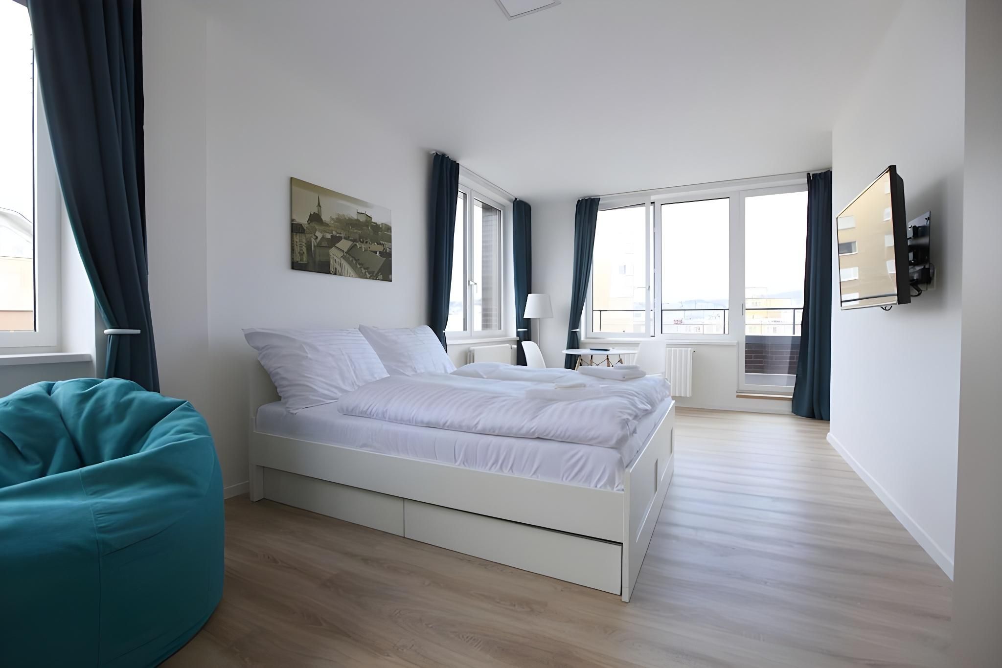 Apartment with Balcony