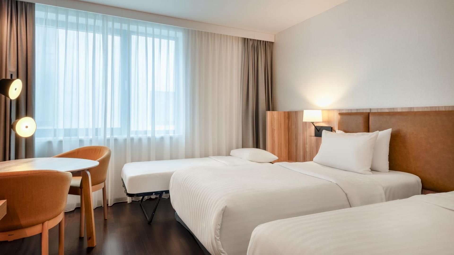 Superior, Guest room, 2 Twin/Single Bed(s), Street view