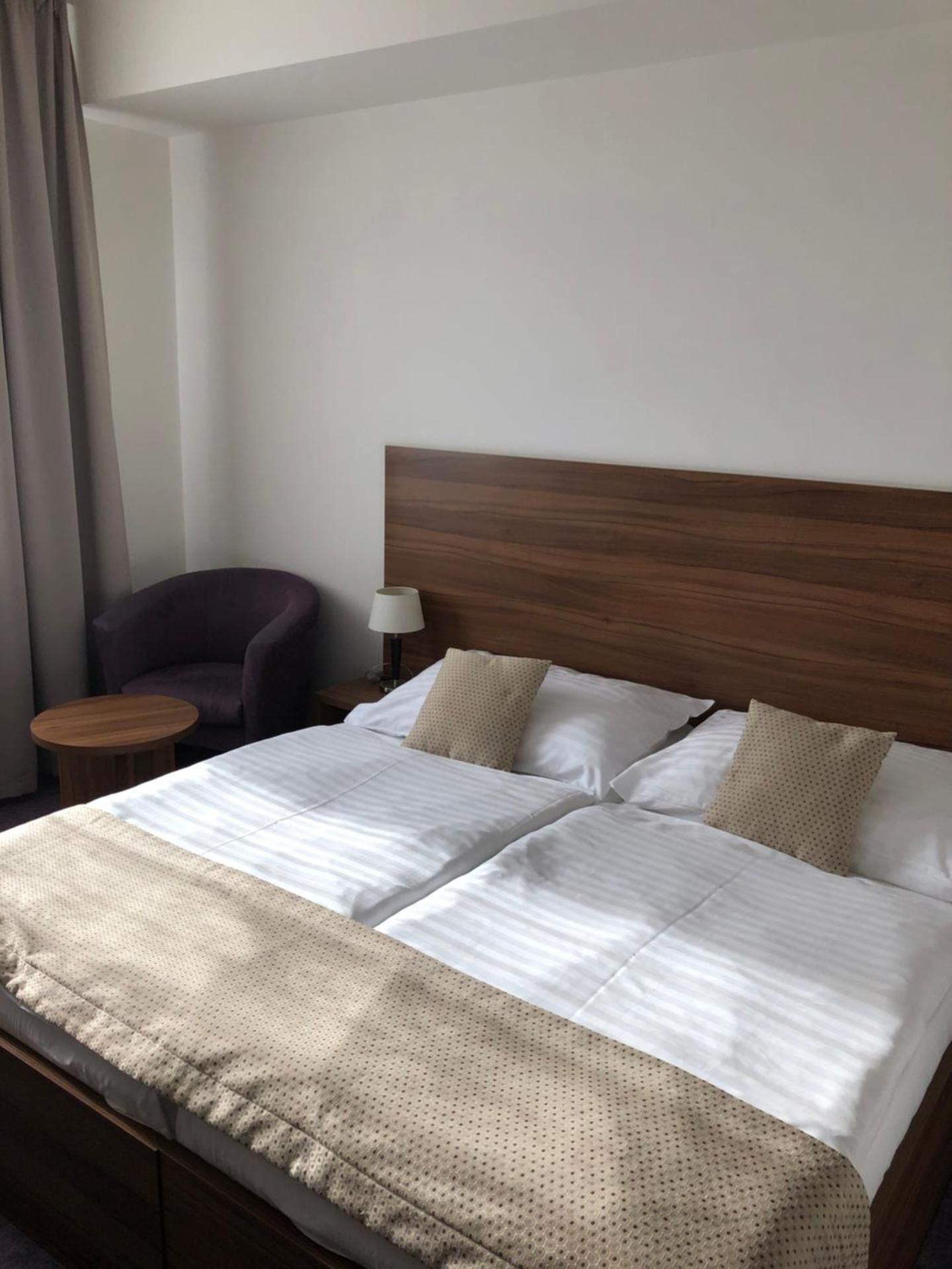 Economy Deluxe Room (Air conditioning noise)