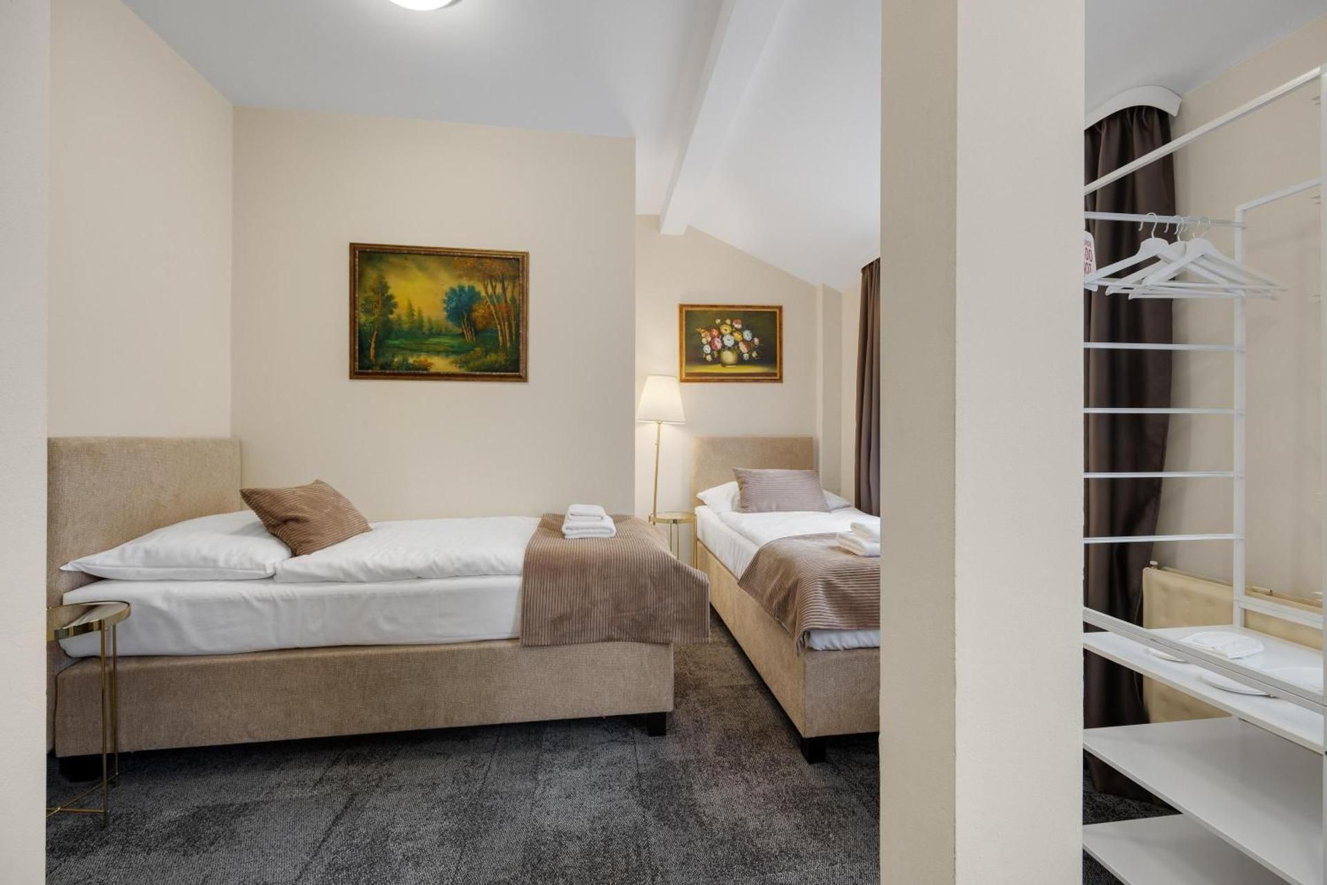 Reverie Hotel Twin Room