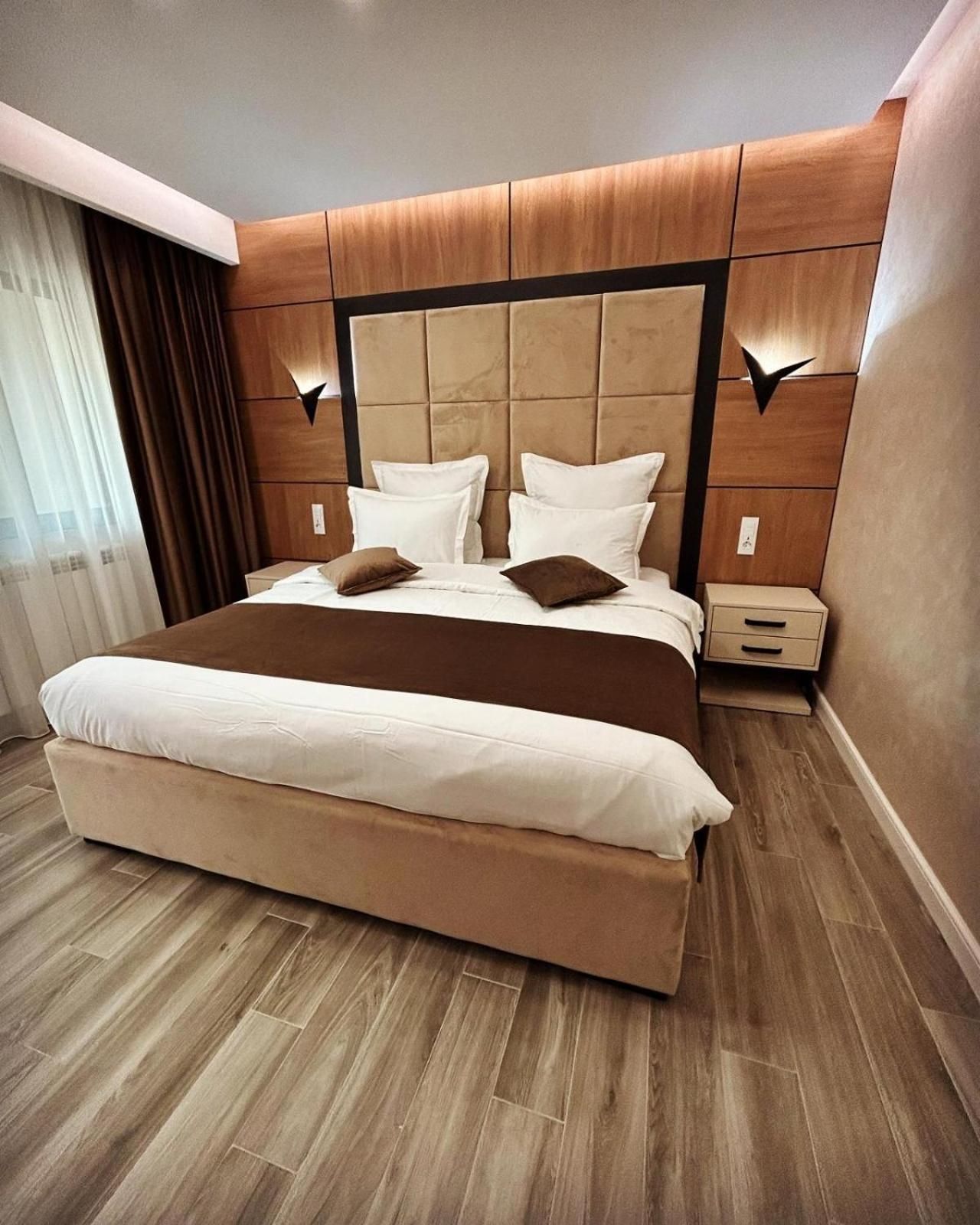 Superior One-Bedroom Apartment with Balcony