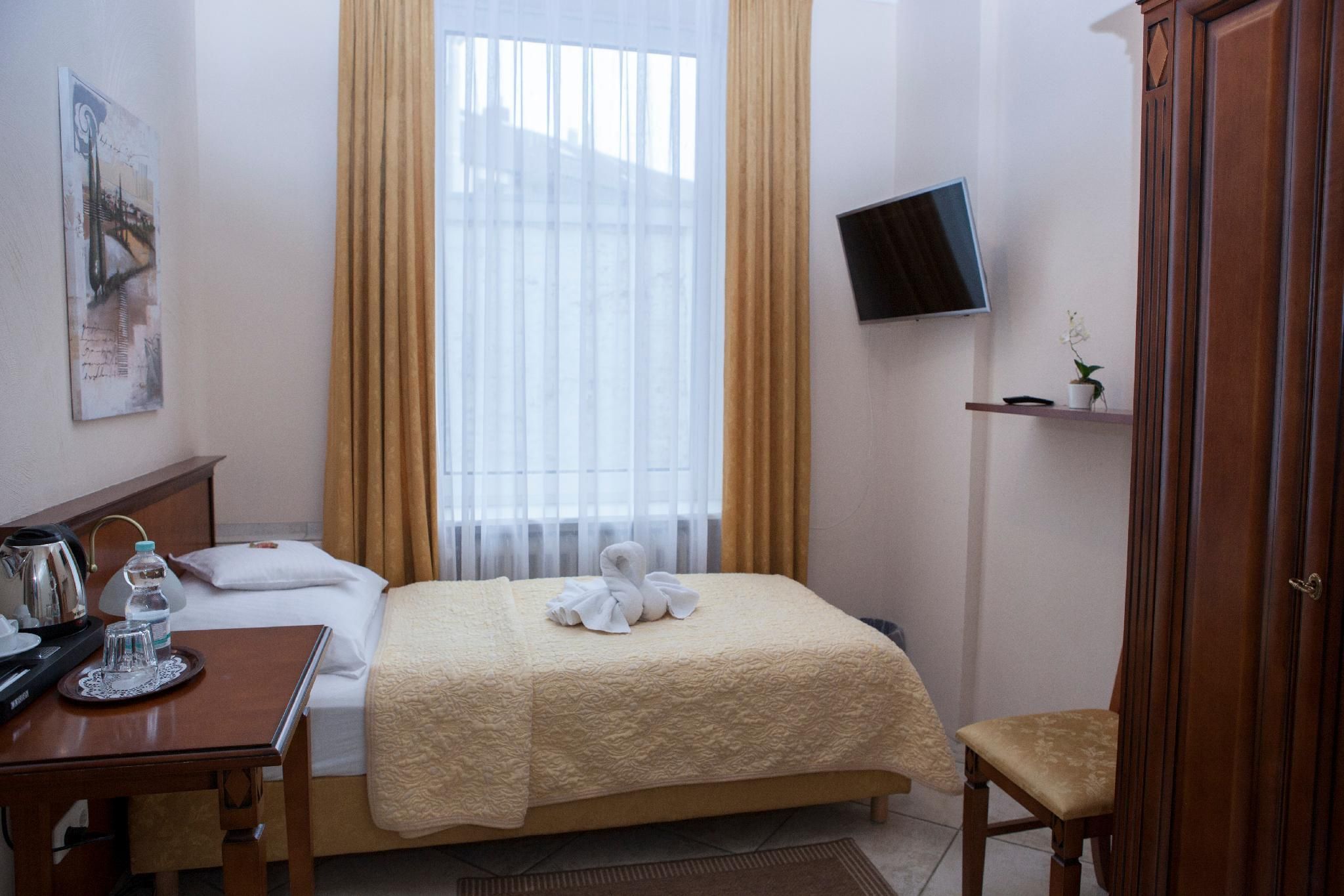 Economy Single Room