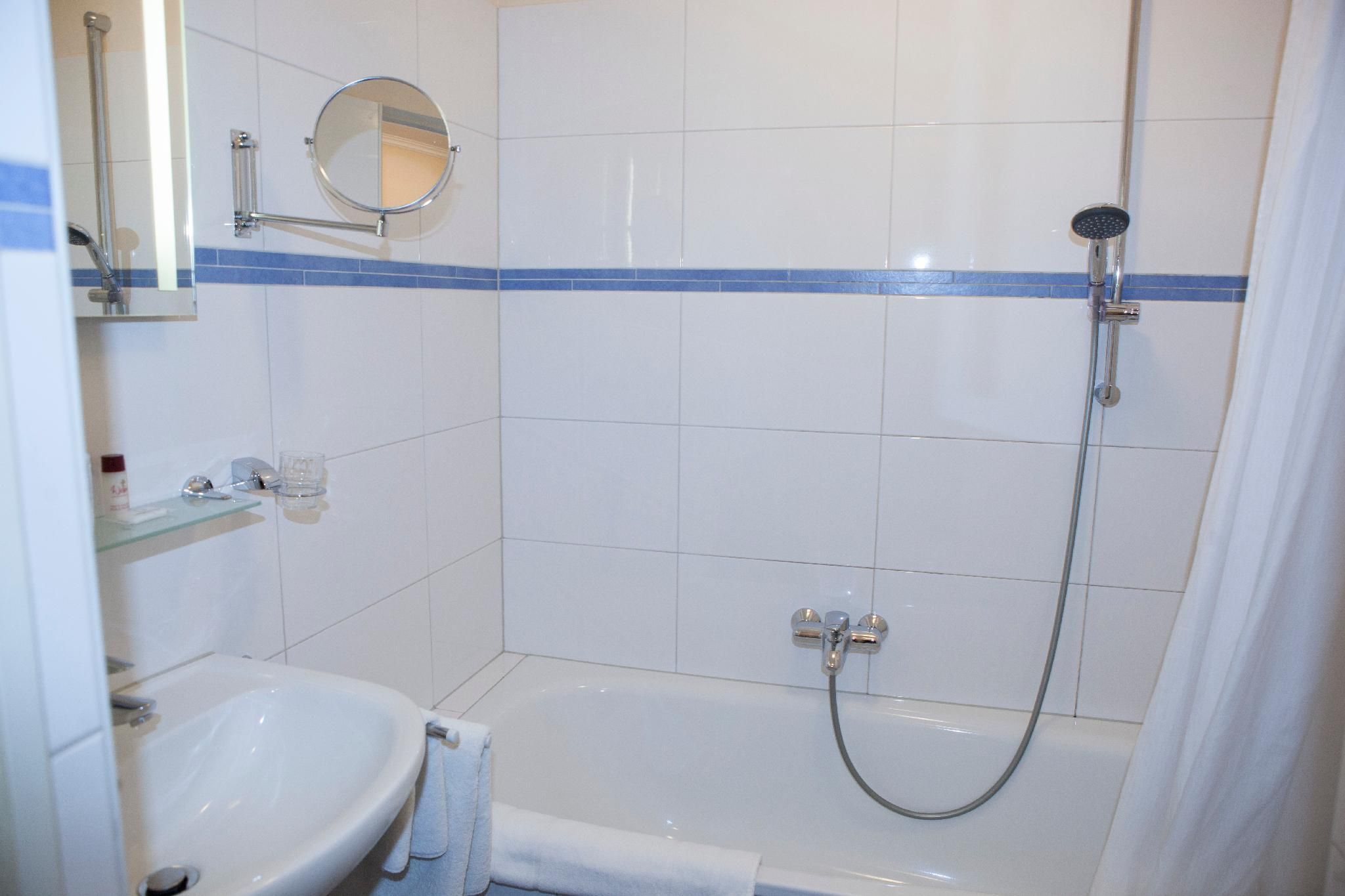 Economy Single Room