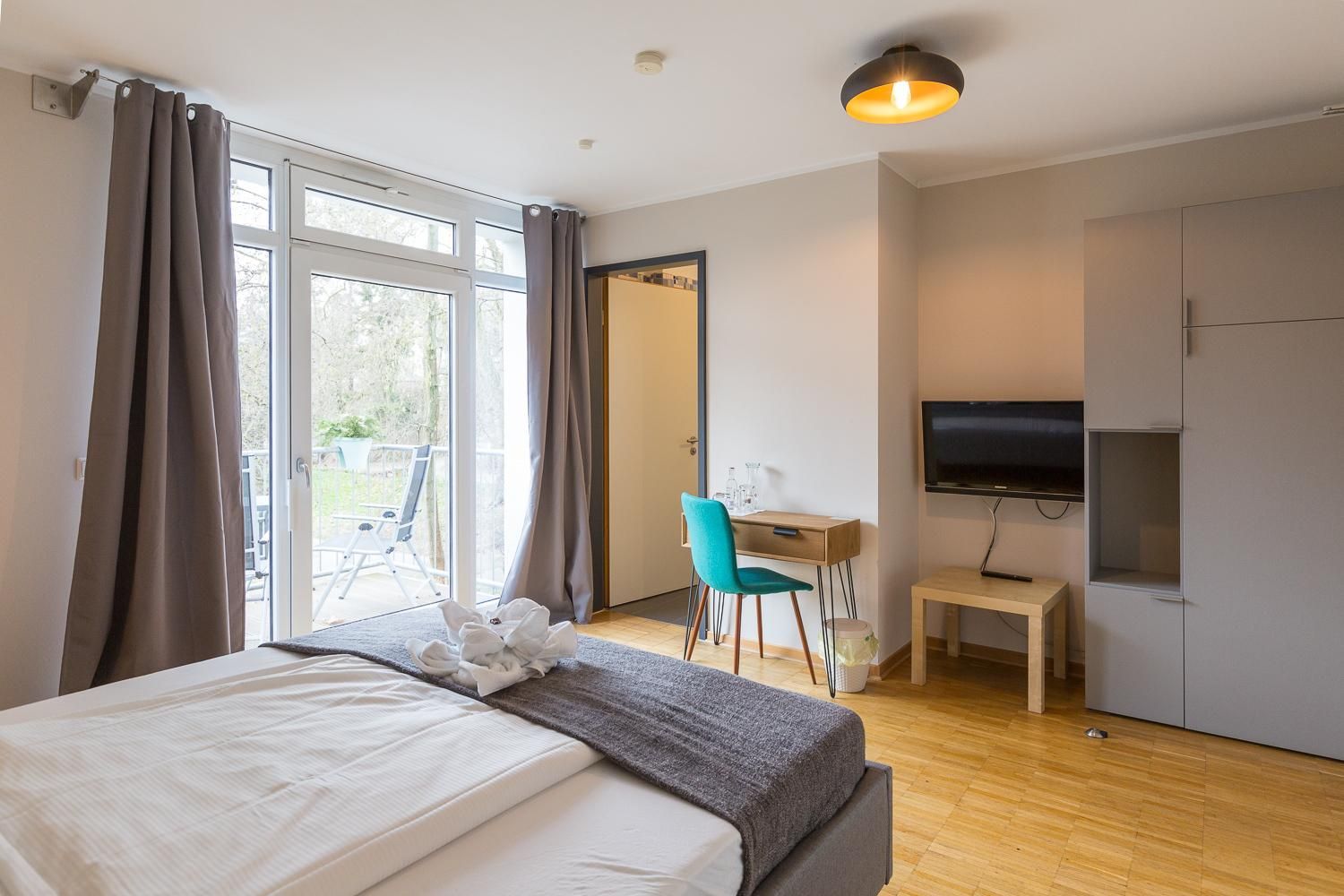 Double room-Standard-Ensuite with Shower-Balcony