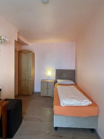 Single Room with Shower