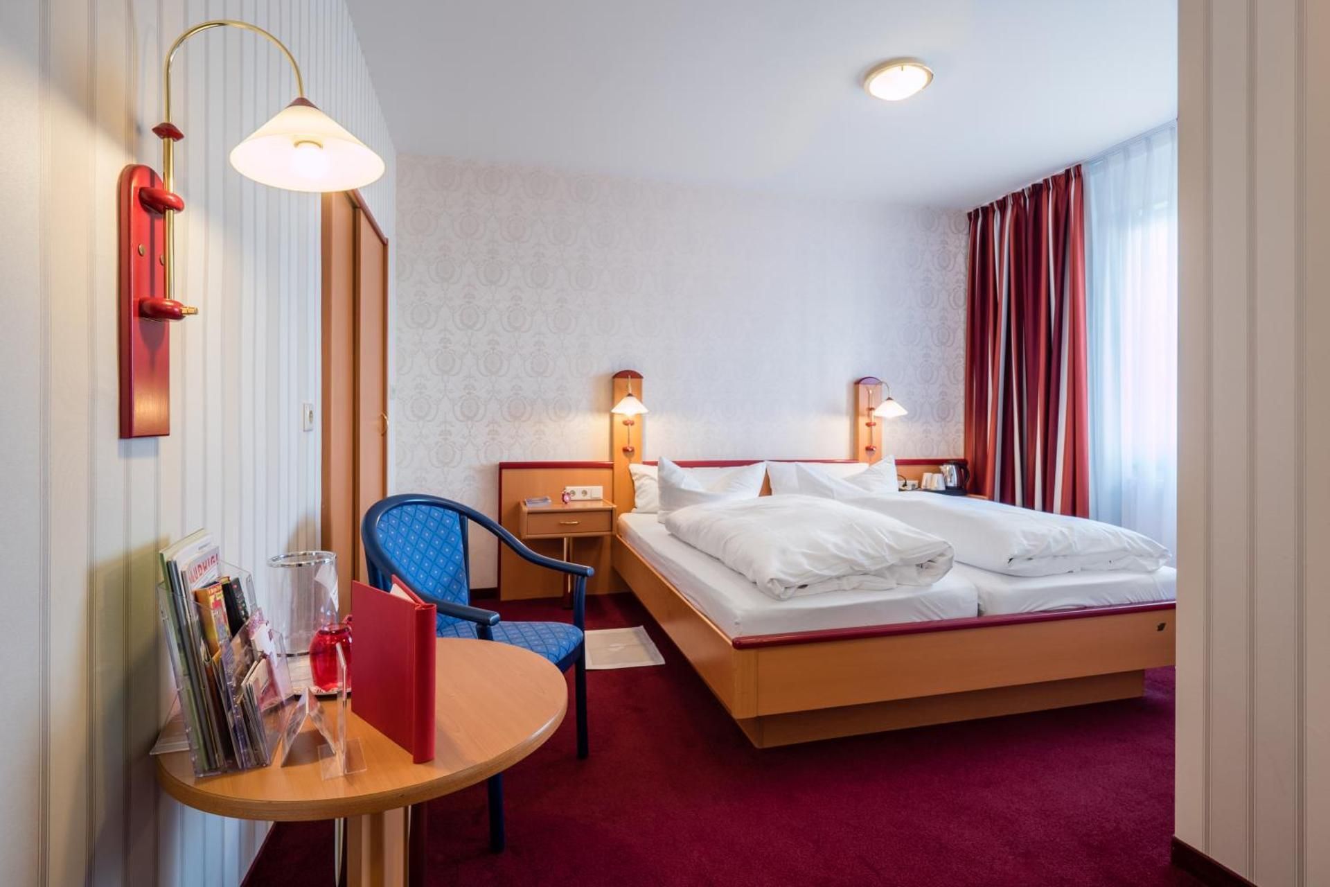 Business Double Room with Courtyard View