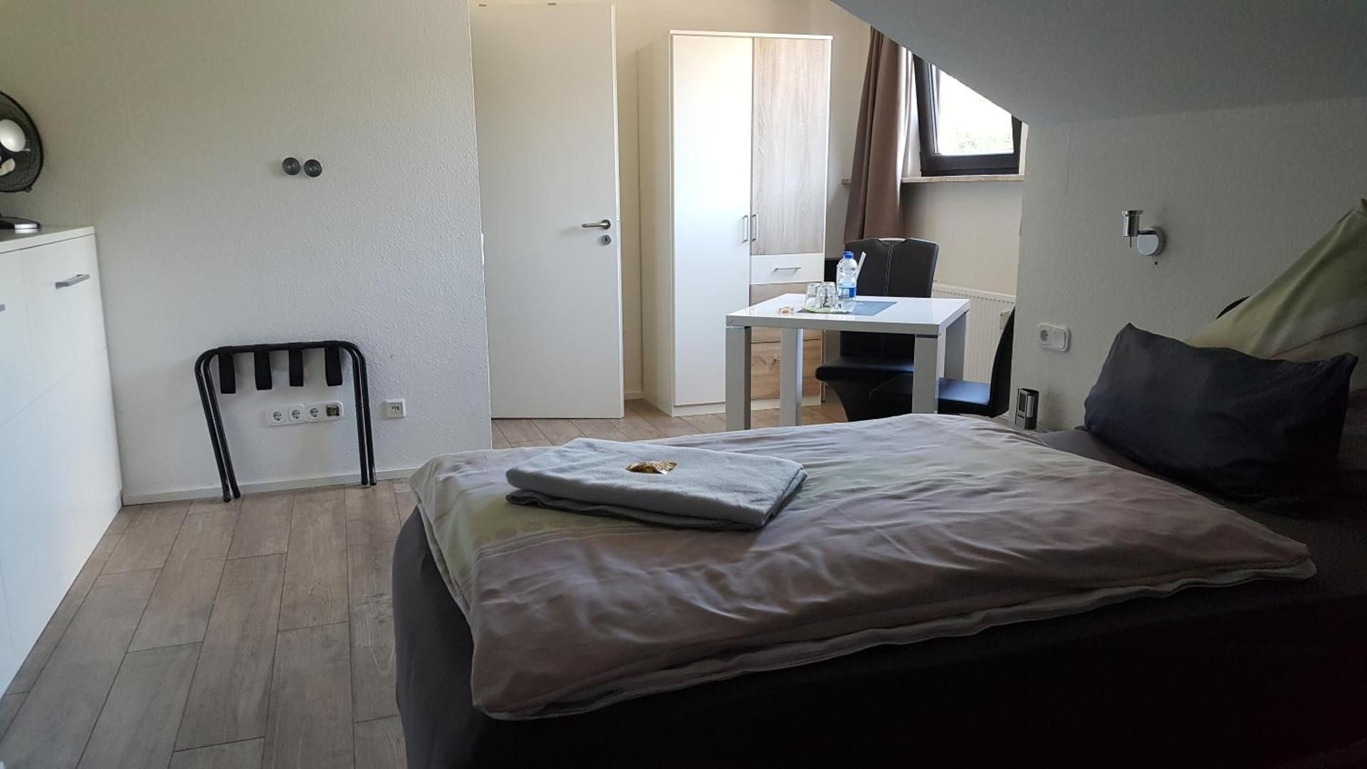 Triple Room with Private Bathroom