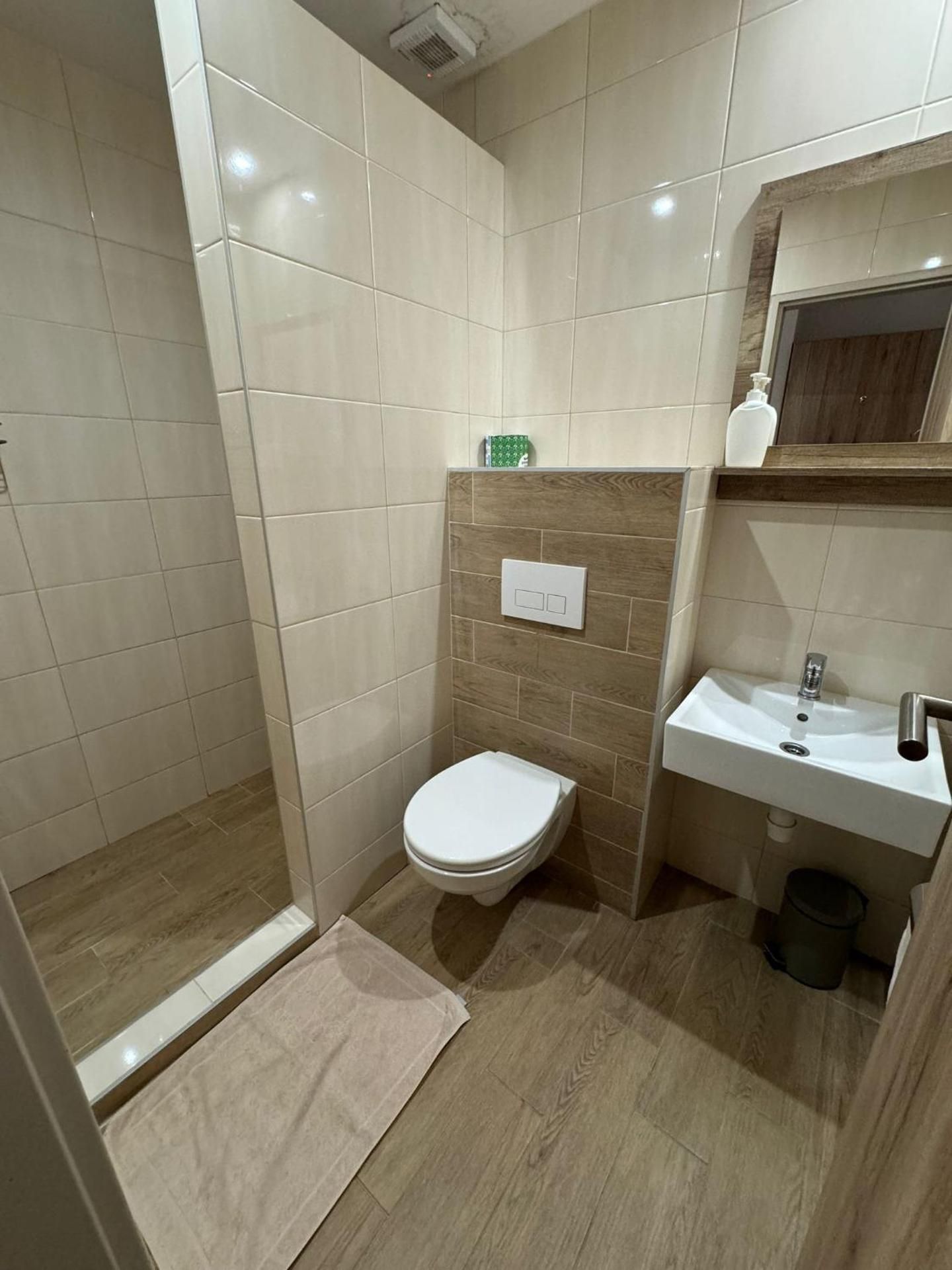 Double Room with Private Bathroom