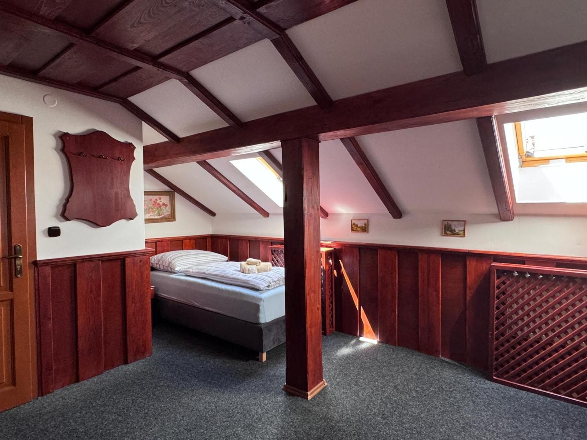 Economy Single Room