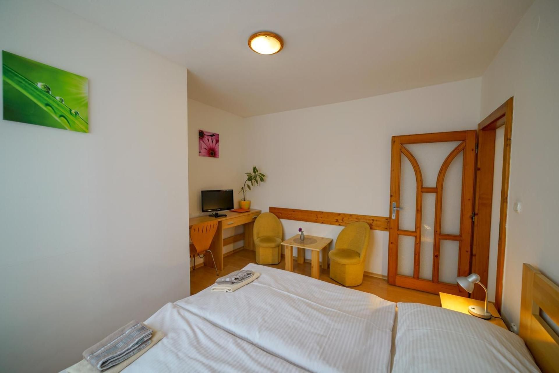 Classic Double Room