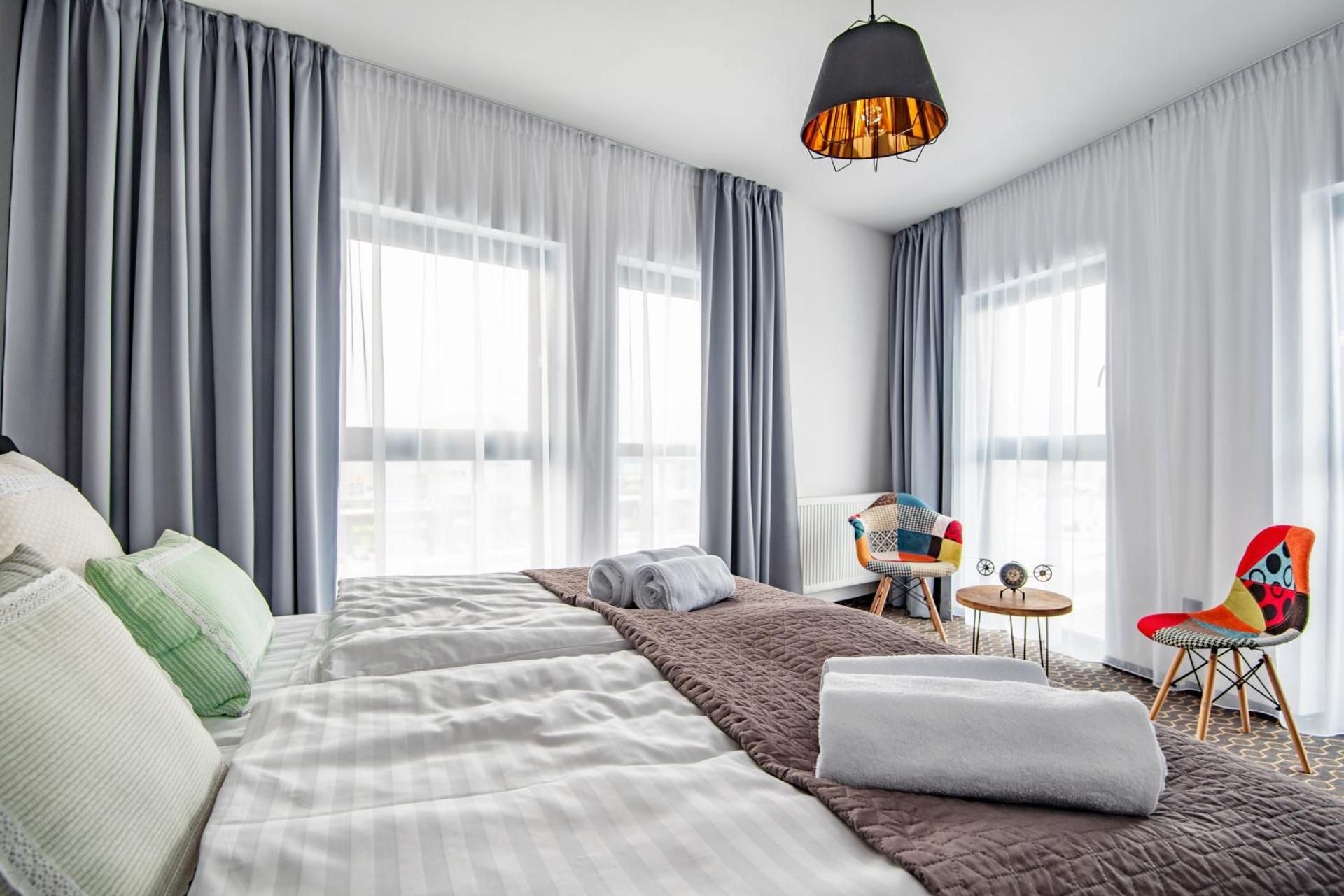 Deluxe Double or Twin Room with Mountain View