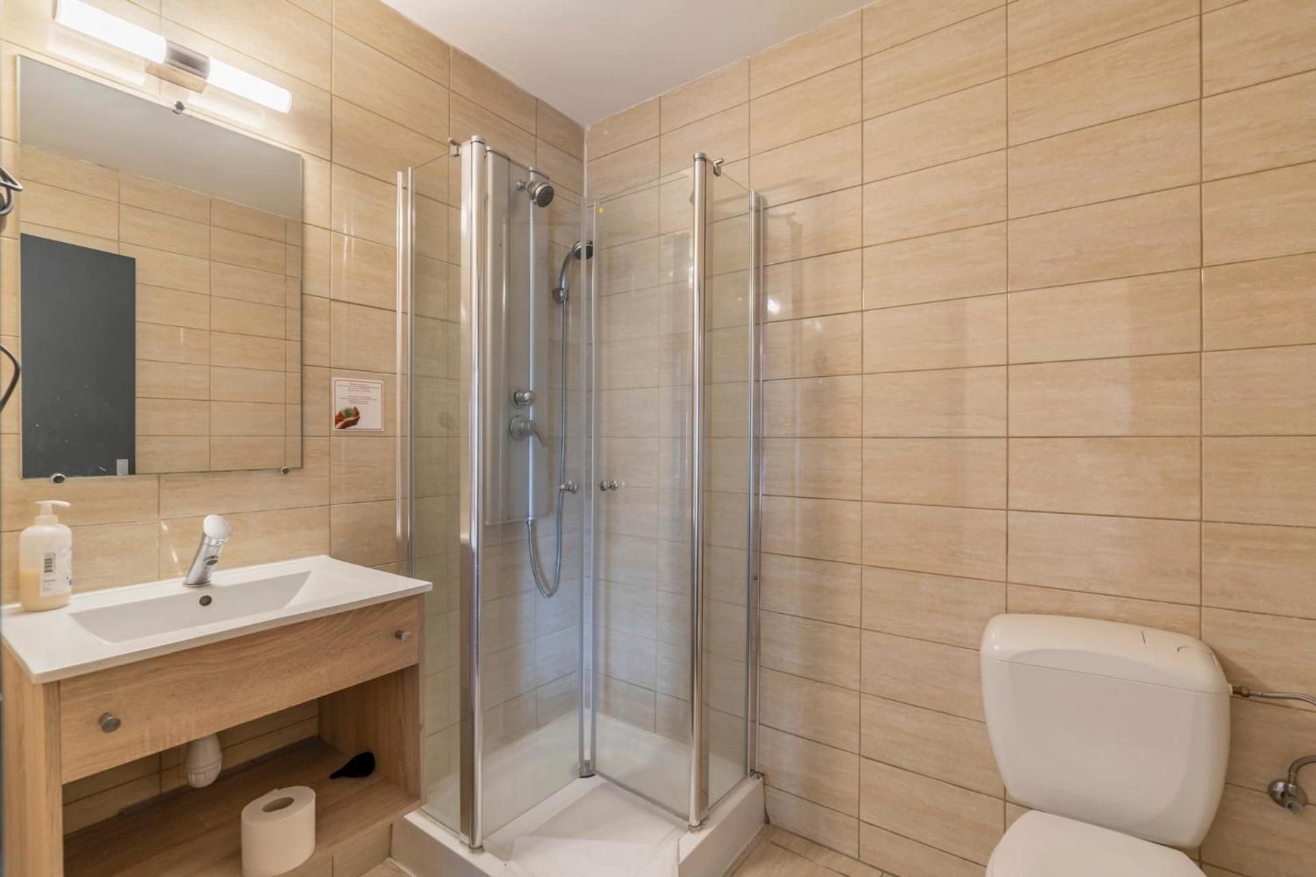 Executive One Bedroom Apartment with daily cleaning