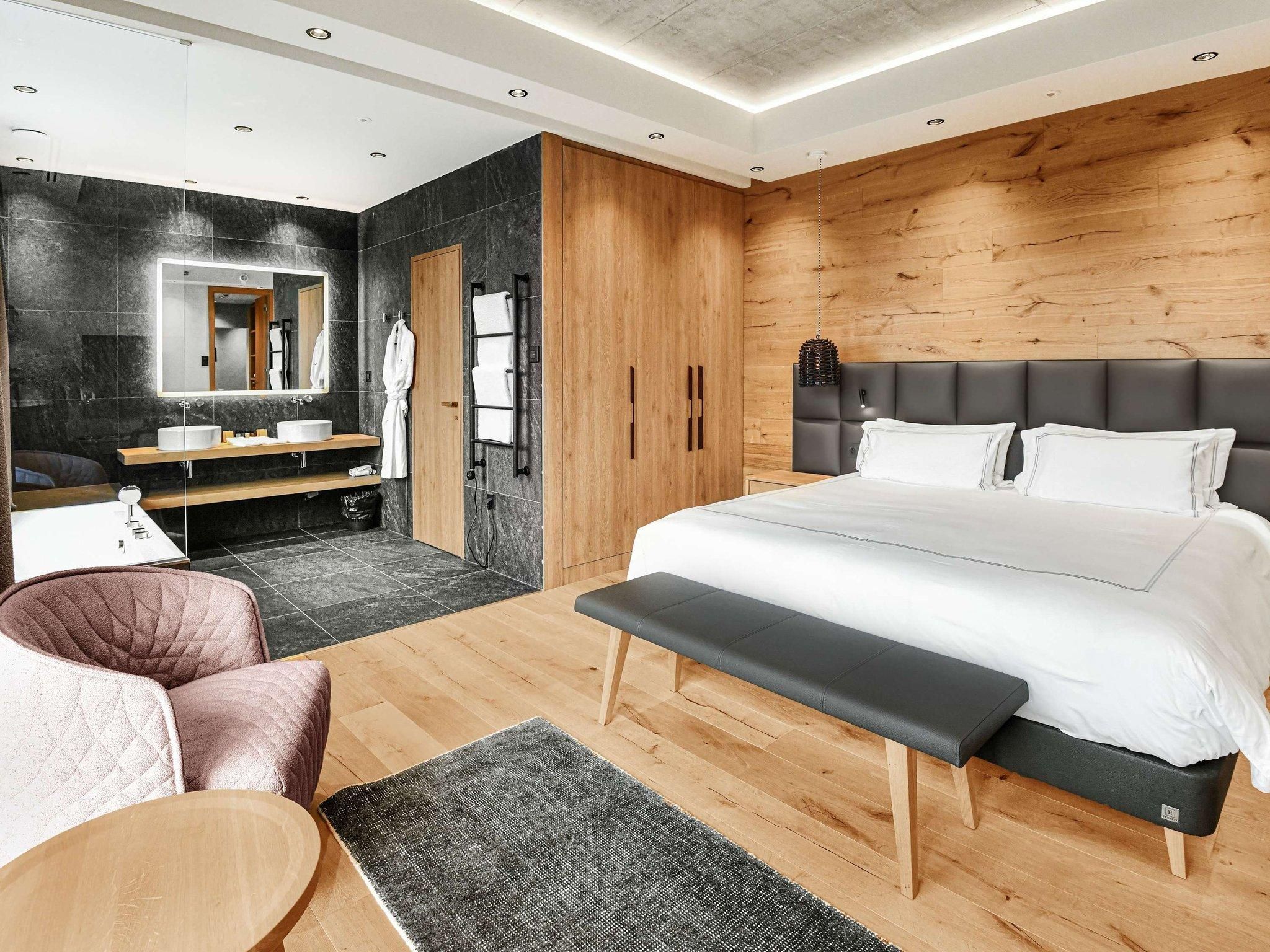 Swiss Executive Apartment